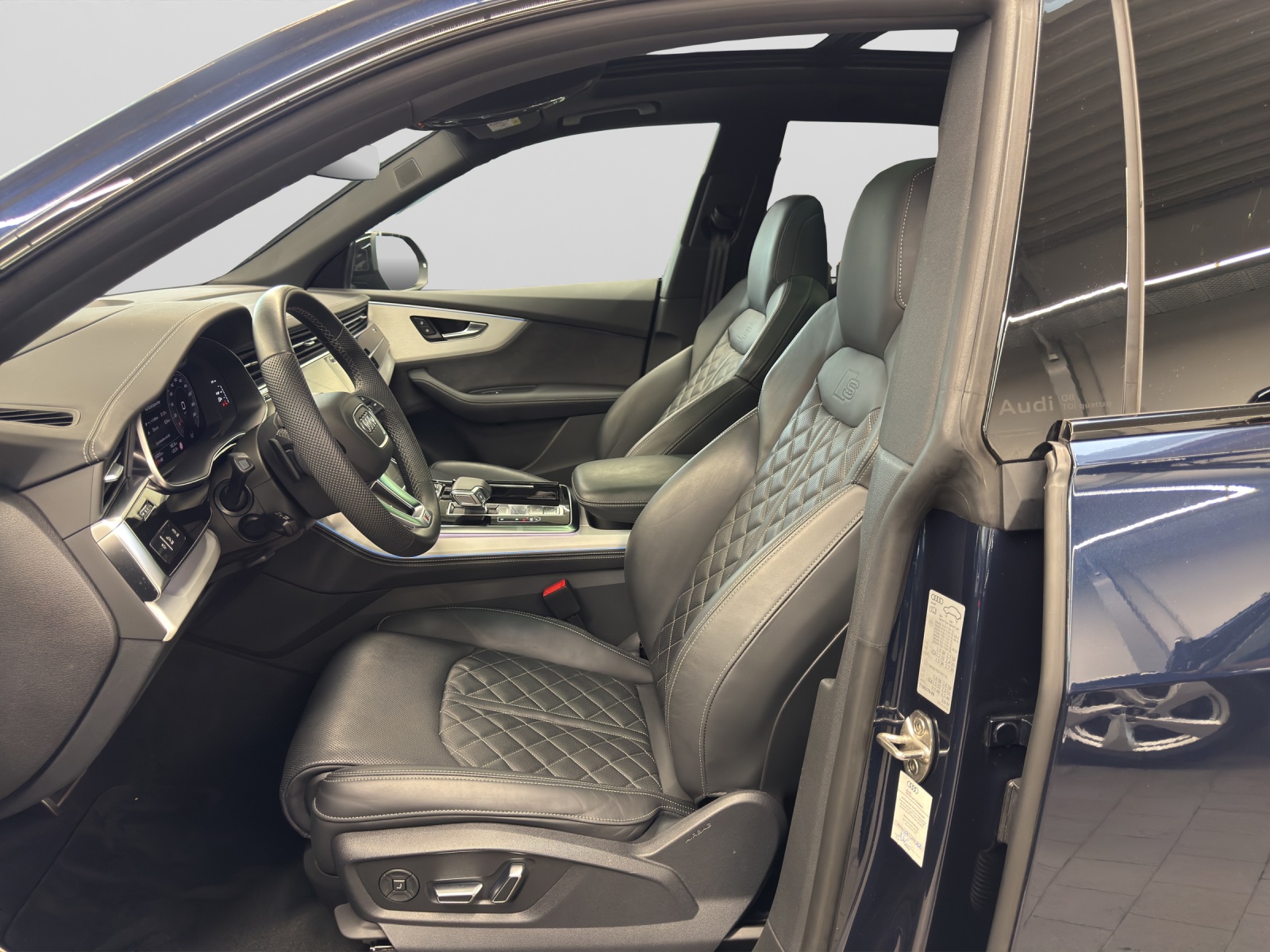 Q8 50 TDI quattro S line Black B&O AHK HuD Pano