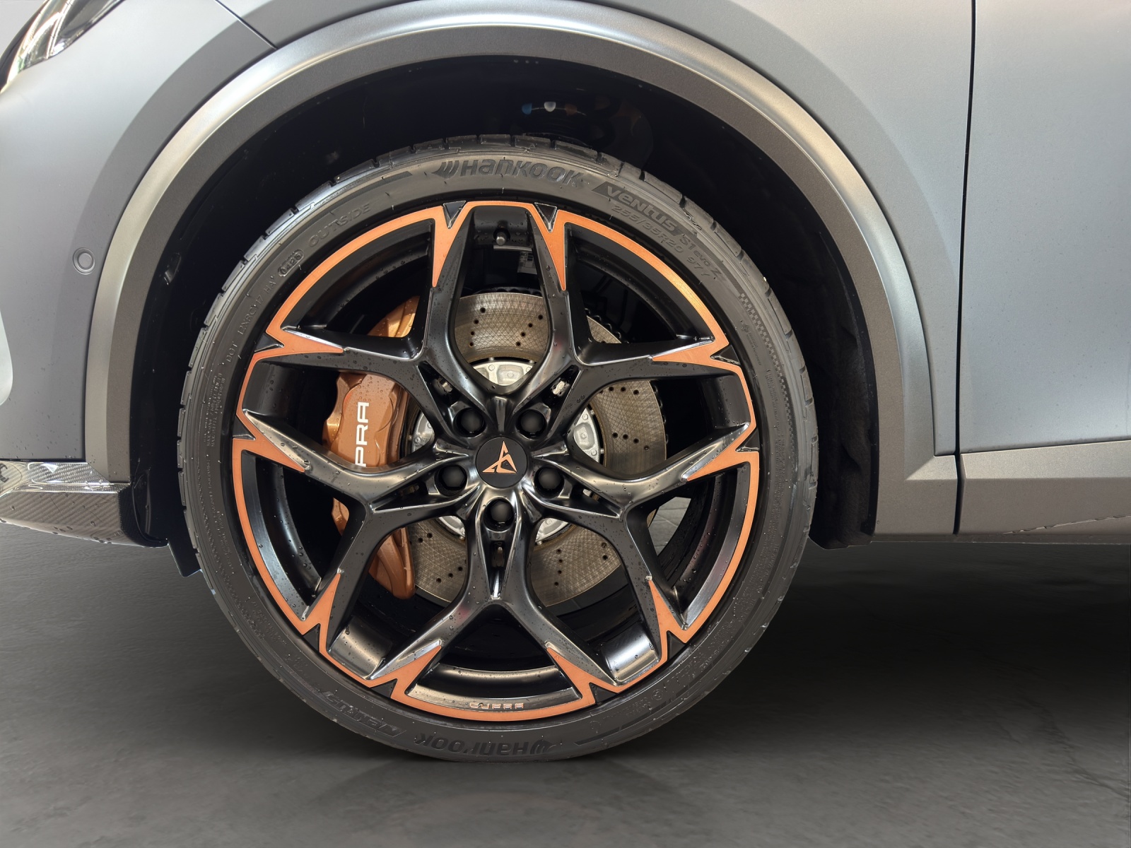 Formentor 2.5 TSI DSG 4Drive VZ5 Carbon Pano Navi