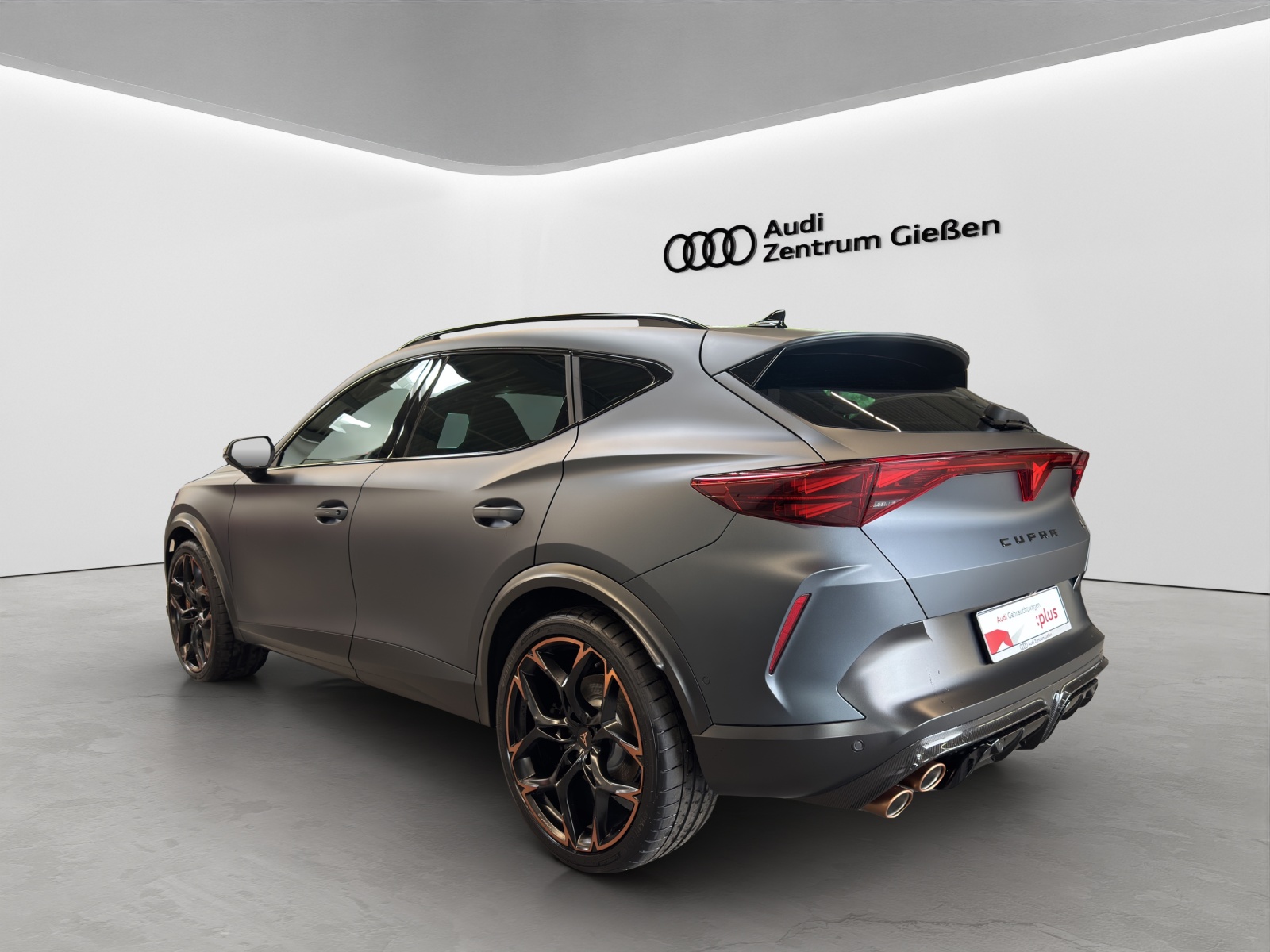 Formentor 2.5 TSI DSG 4Drive VZ5 Carbon Pano Navi