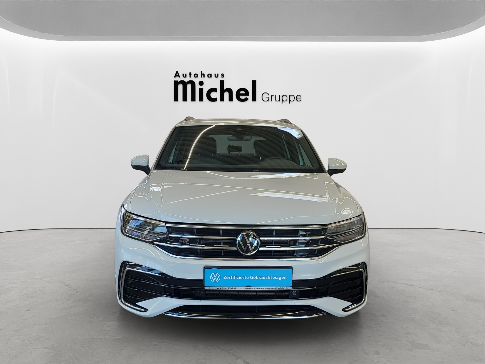 Tiguan TDI DSG R-Line LED Navi AHK Kamera