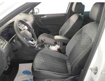 Tiguan TDI DSG R-Line LED Navi AHK Kamera