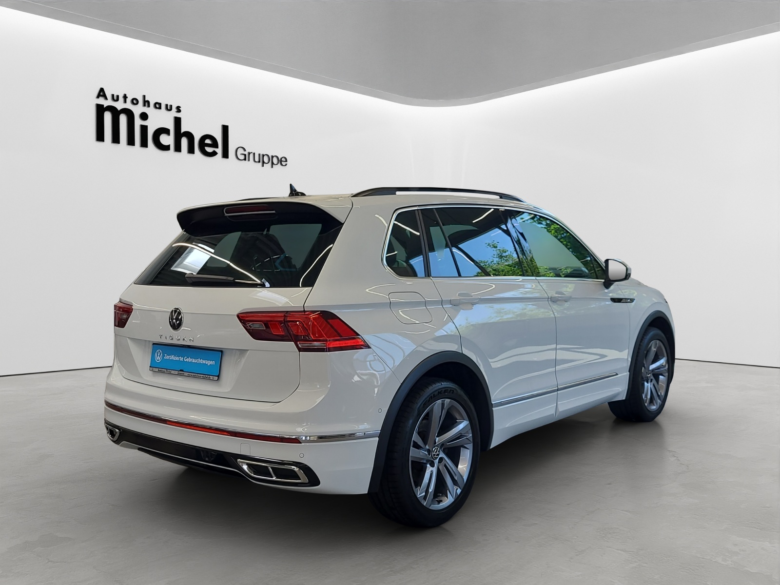 Tiguan TDI DSG R-Line LED Navi AHK Kamera