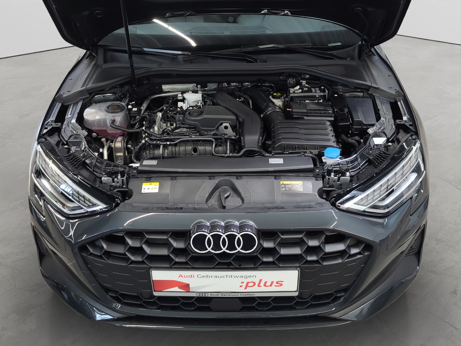 A3 Limousine TFSI AHK Assistenzpaket Navi LED