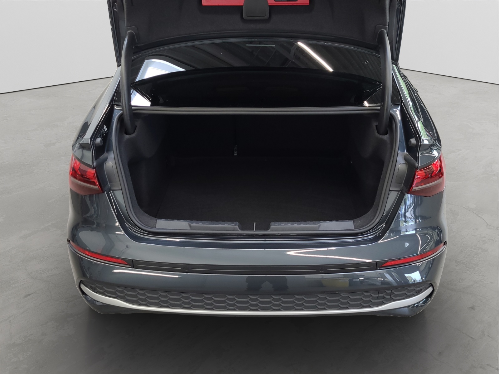 A3 Limousine TFSI AHK Assistenzpaket Navi LED