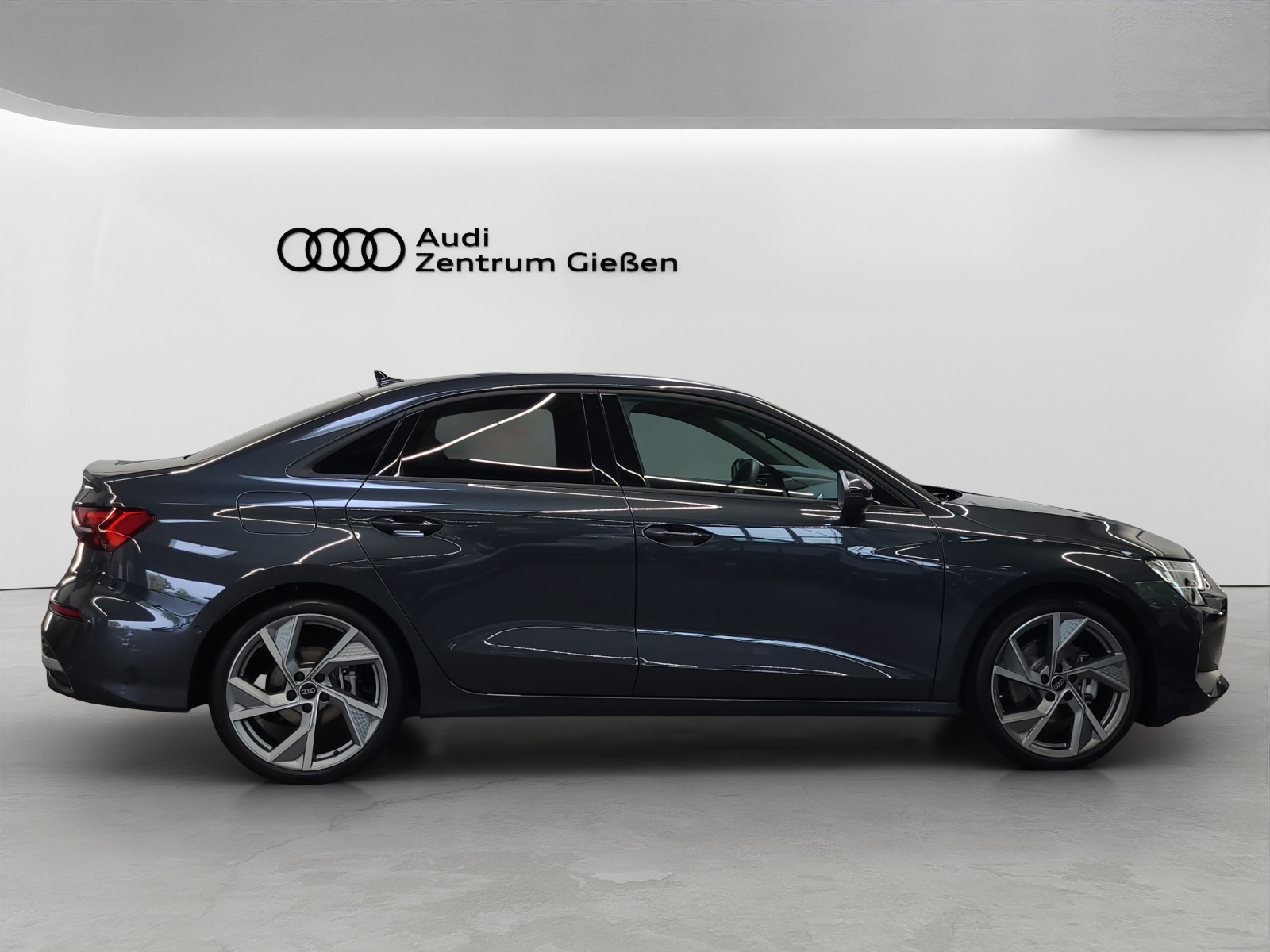 A3 Limousine TFSI AHK Assistenzpaket Navi LED