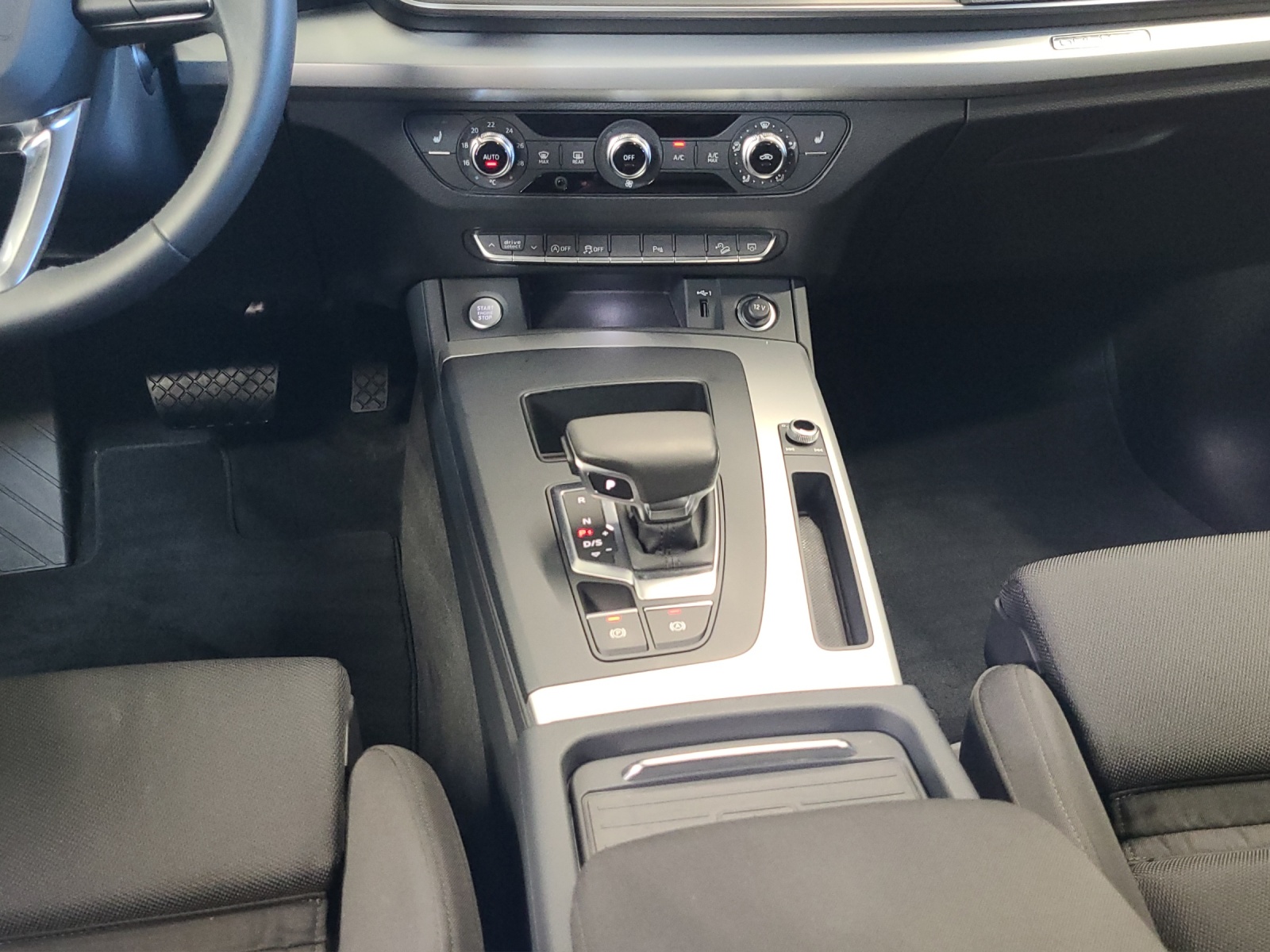 Q5 Sportback 45 TFSI quattro S line Black Matrix-LED Navi