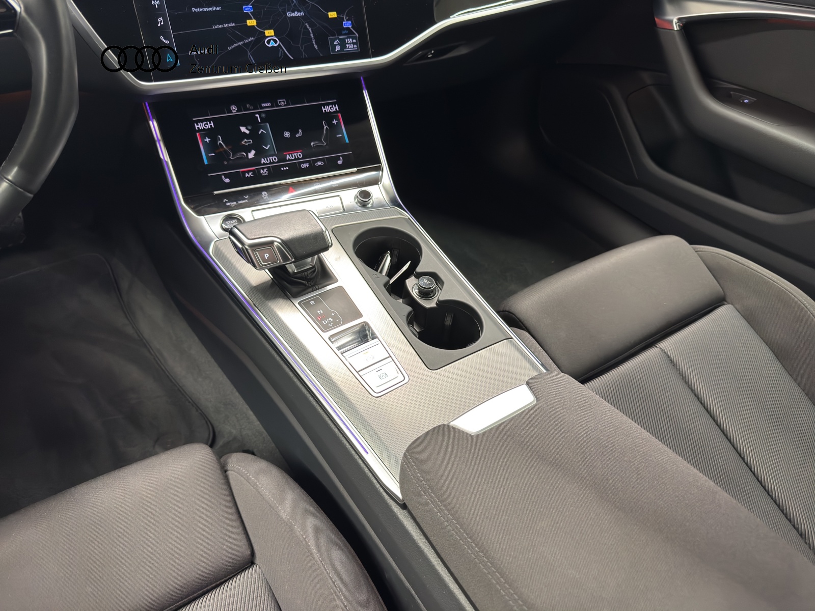 A6 Avant 40 TDI quattro S line Black AHK Pano Matrix-LED