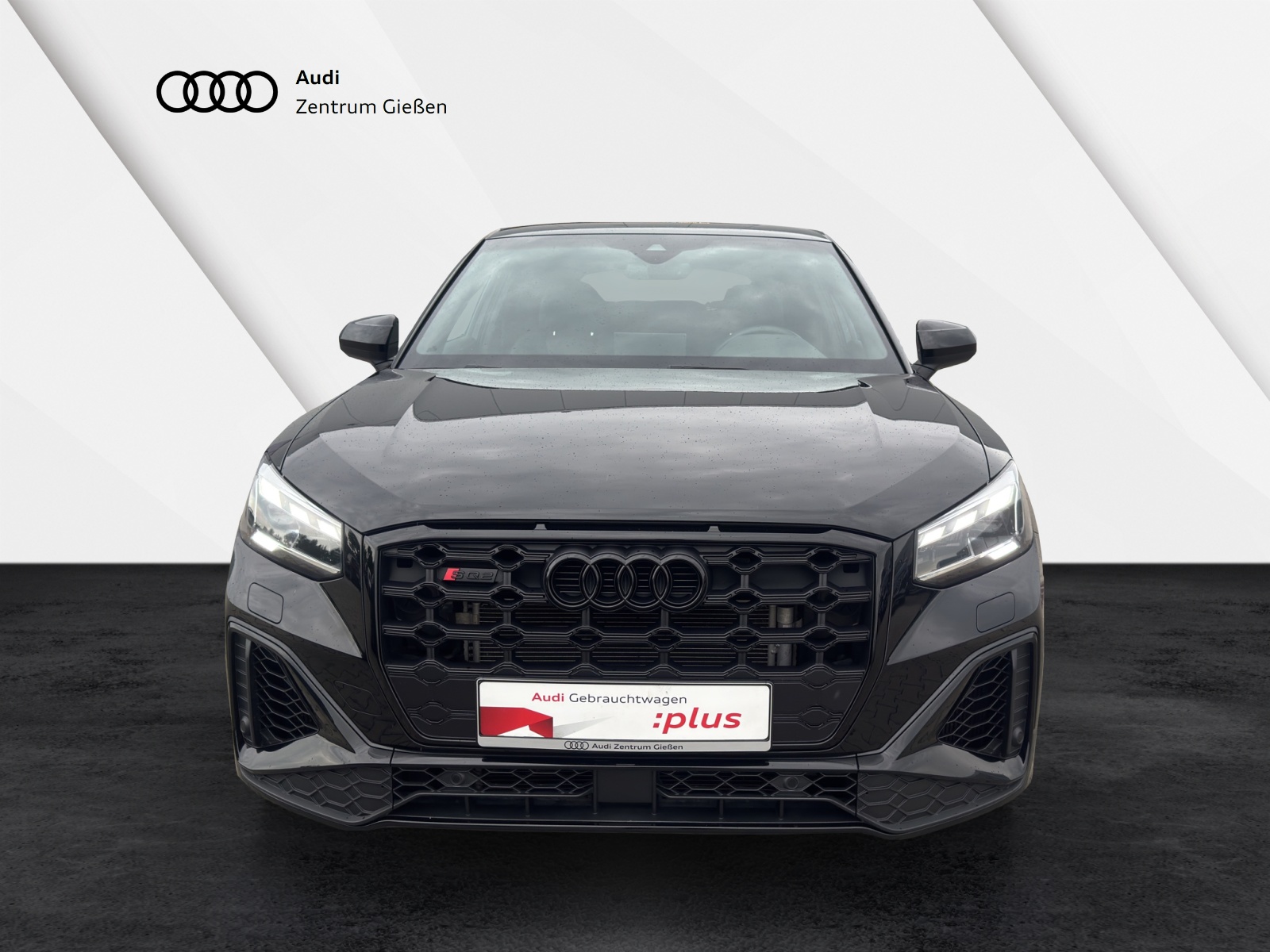 SQ2 2.0 TFSI quattro Black AHK Matrix-LED Assistenzpakete