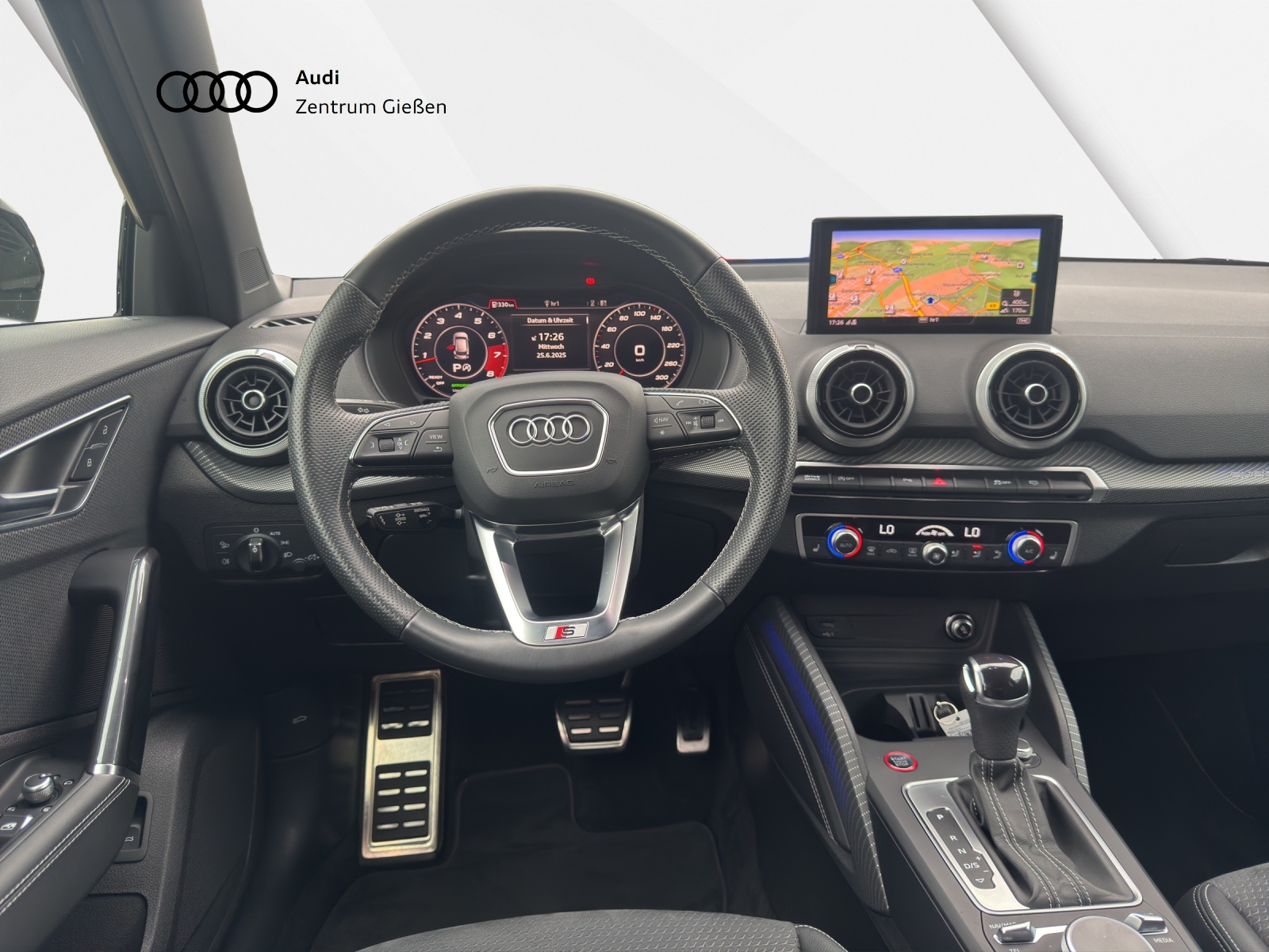 SQ2 2.0 TFSI quattro Black AHK Matrix-LED Assistenzpakete