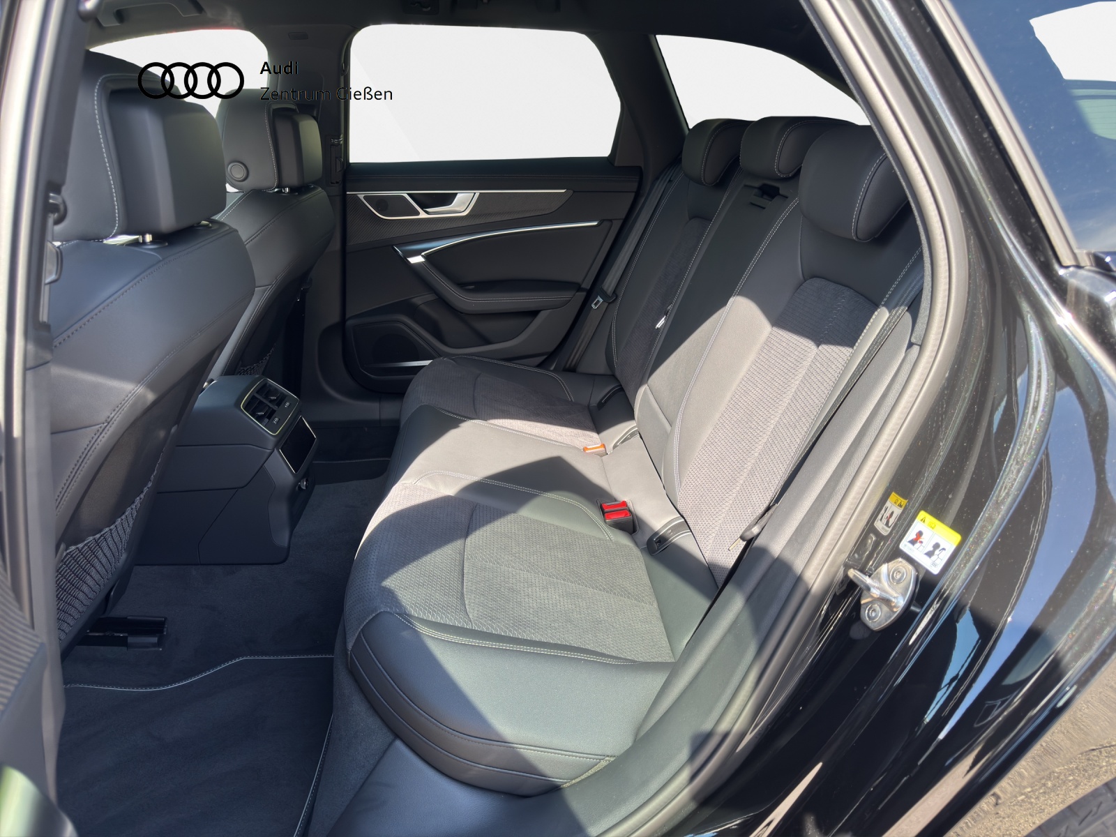 A6 Avant 55 TFSI e quattro S line Black AHK B&O Matrix-LED