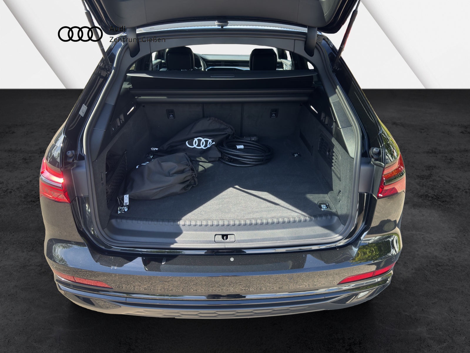A6 Avant 55 TFSI e quattro S line Black AHK B&O Matrix-LED