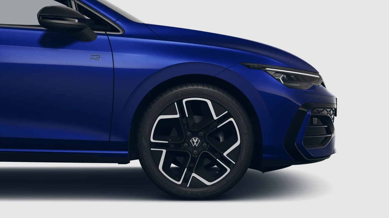 Golf R-Line 1,5 l eTSI OPF 110 kW (150 PS) 7-Gang- DSG UPE:  47.660,00