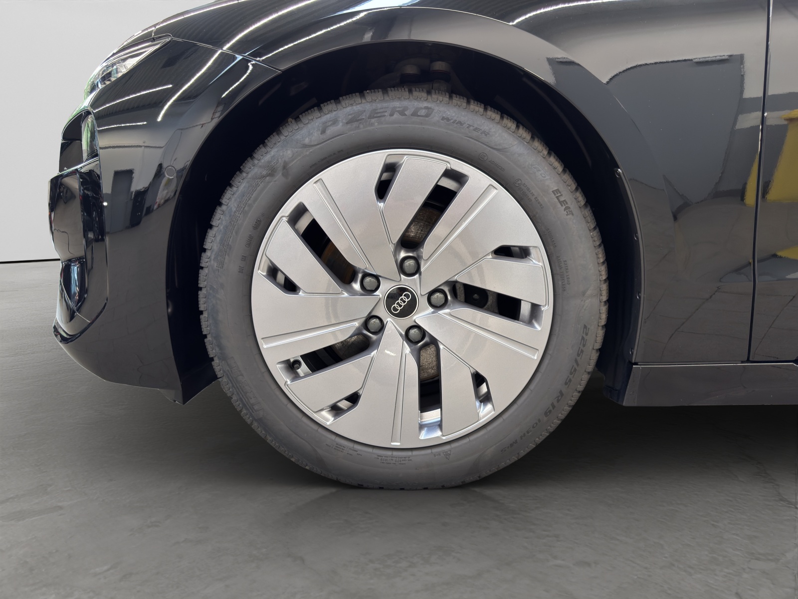 A6 e-tron Avant 210kw Tech plus AHK Navi 360°Kamera
