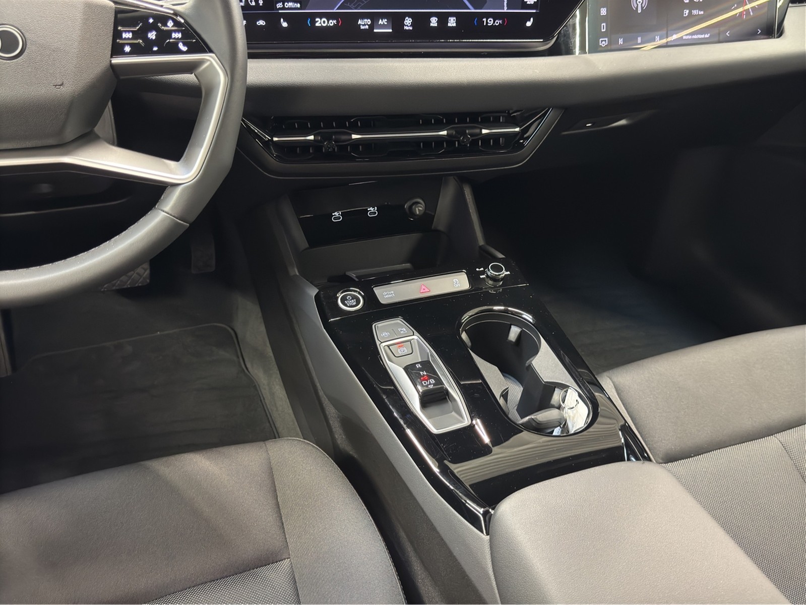 A6 e-tron Avant 210kw Tech plus AHK Navi 360°Kamera