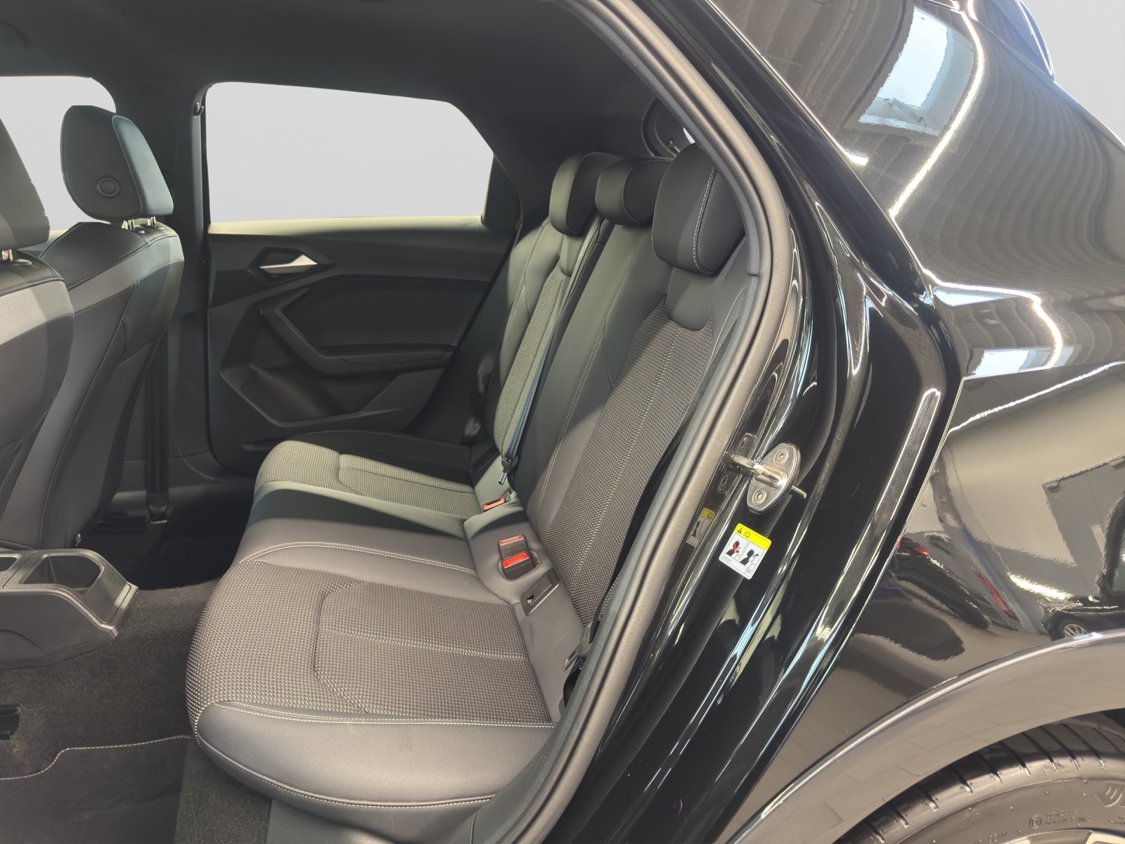 A1 allstreet 30 TFSI S-tronic S line SONOS Navi LED