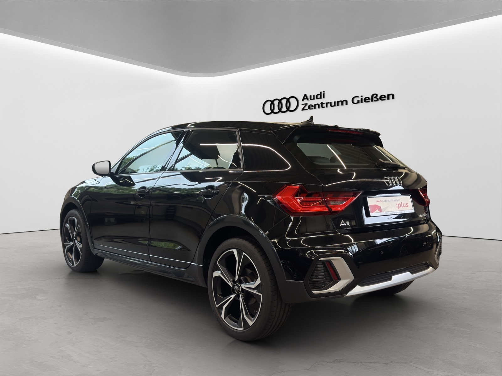 A1 allstreet 30 TFSI S-tronic S line SONOS Navi LED