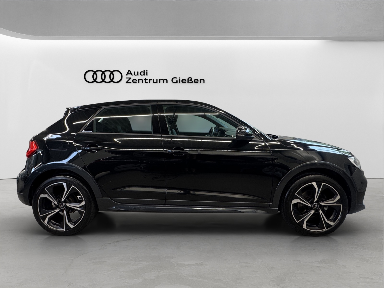 A1 allstreet 30 TFSI S-tronic S line SONOS Navi LED
