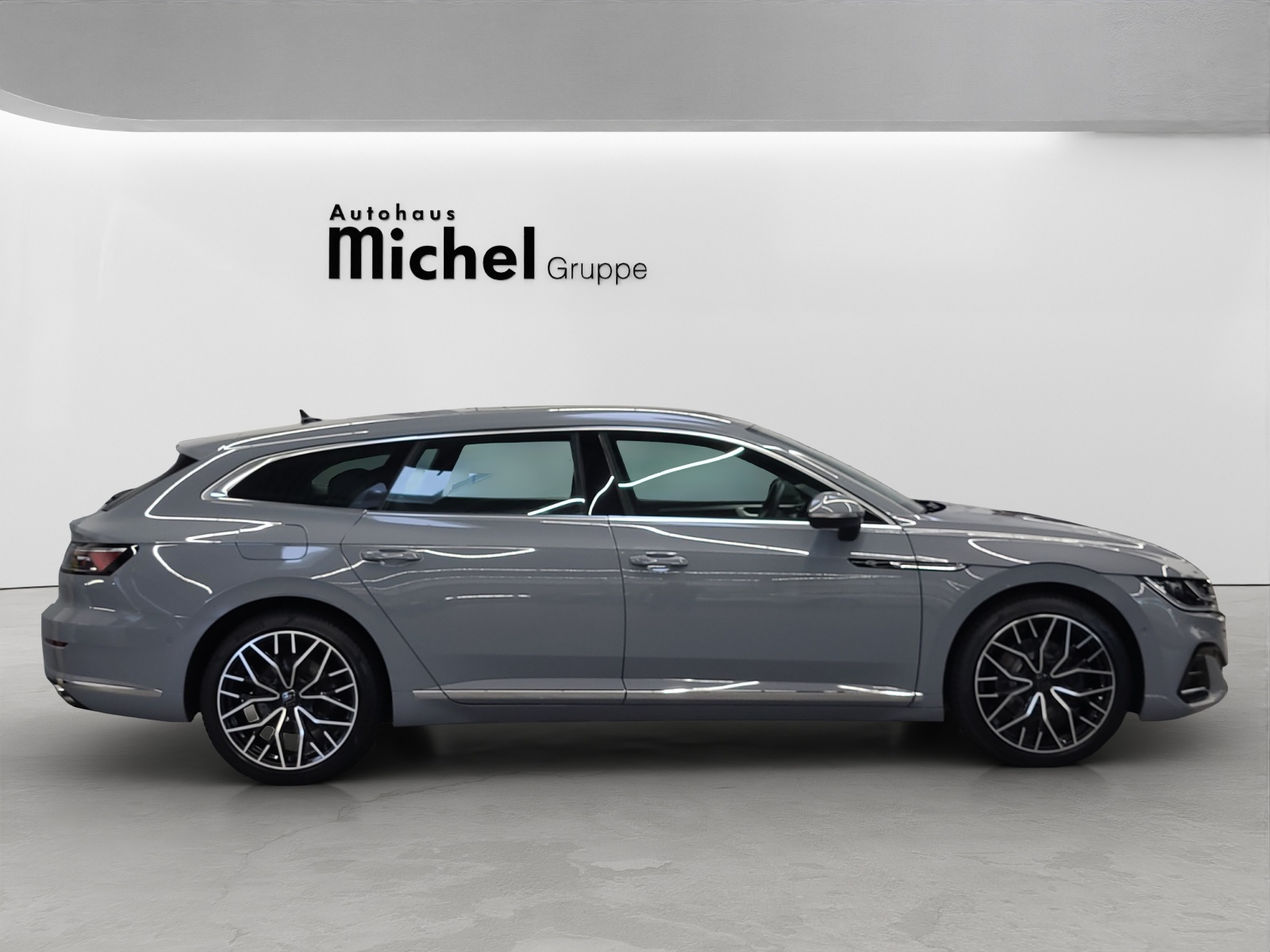 Arteon Shooting Brake TDI DSG R-Line IQ-Light HeadUp Panodach