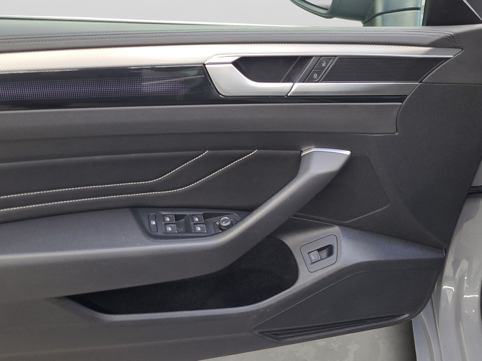 Arteon Shooting Brake TDI DSG R-Line IQ-Light HeadUp Panodach