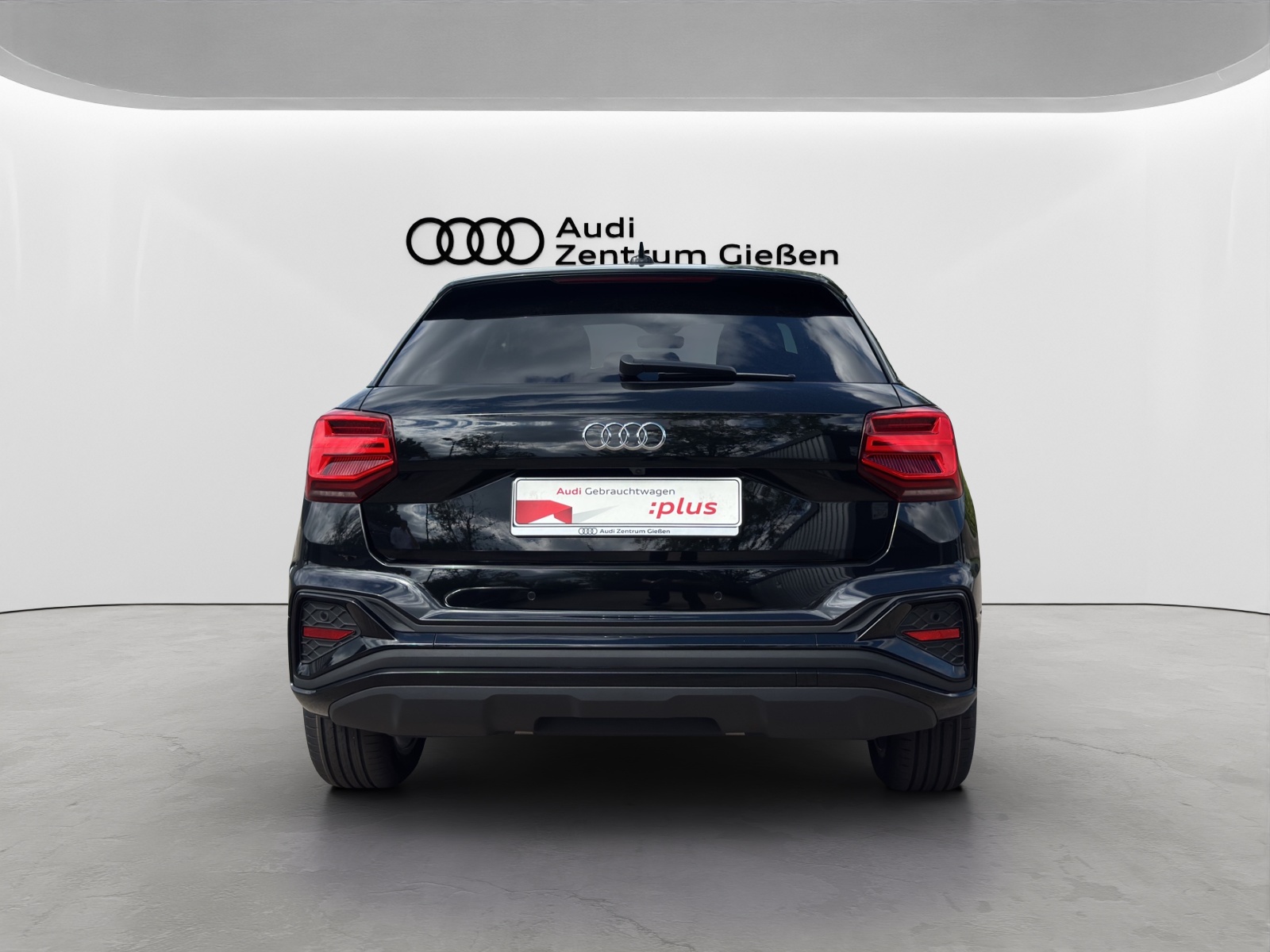 Q2 35 TFSI S line Black Matrix-LED Navi Kamera