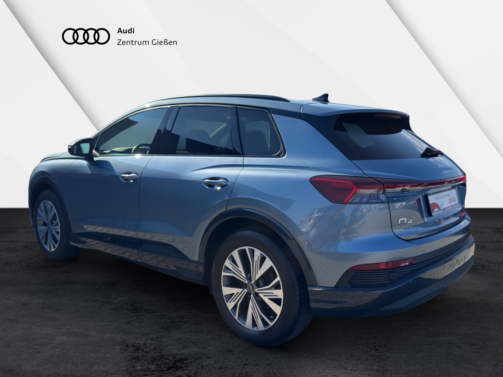 Q4 e-tron 40 Black AHK Matrix-LED Assistenzpaket Navi