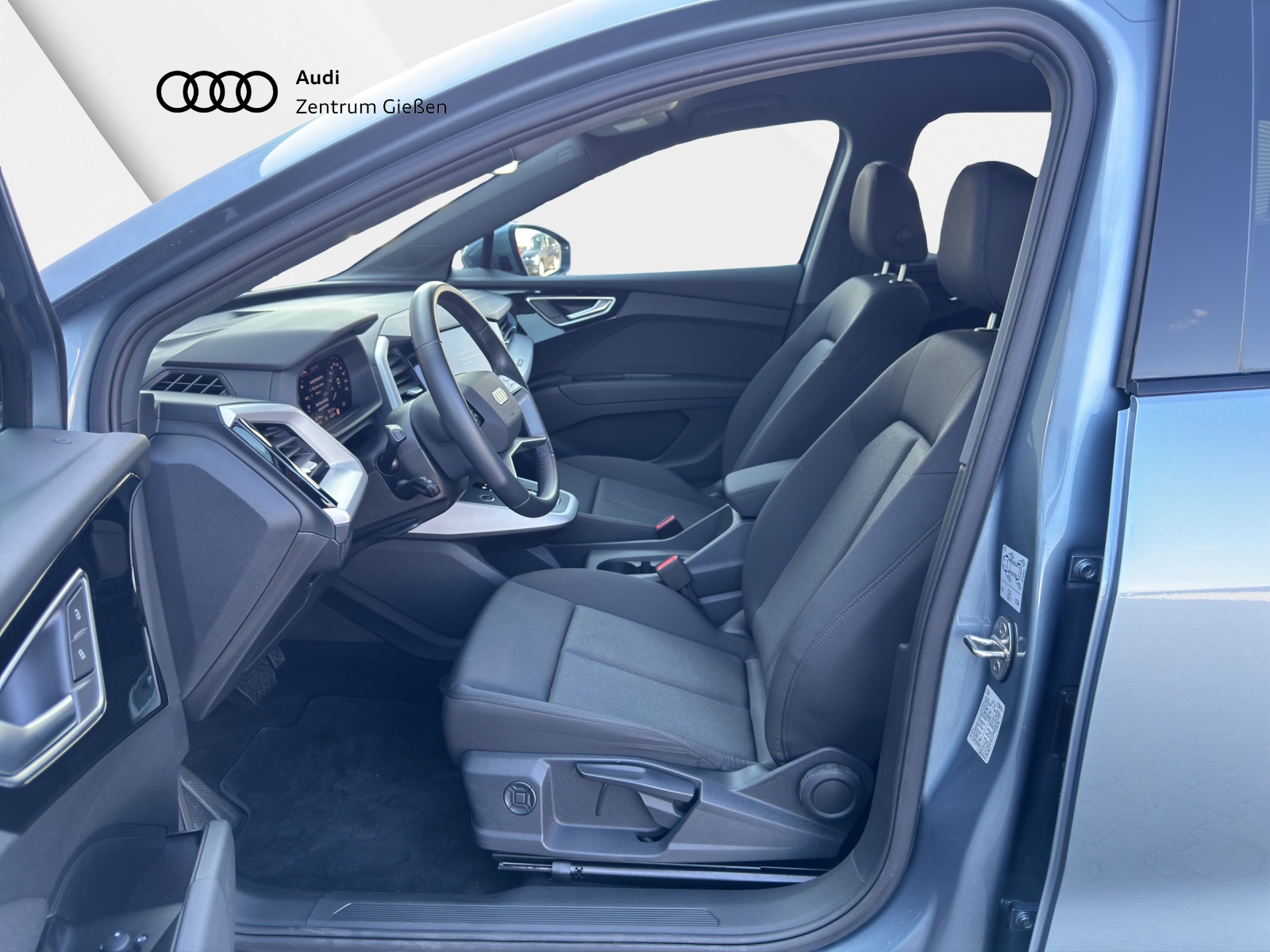 Q4 e-tron 40 Black AHK Matrix-LED Assistenzpaket Navi