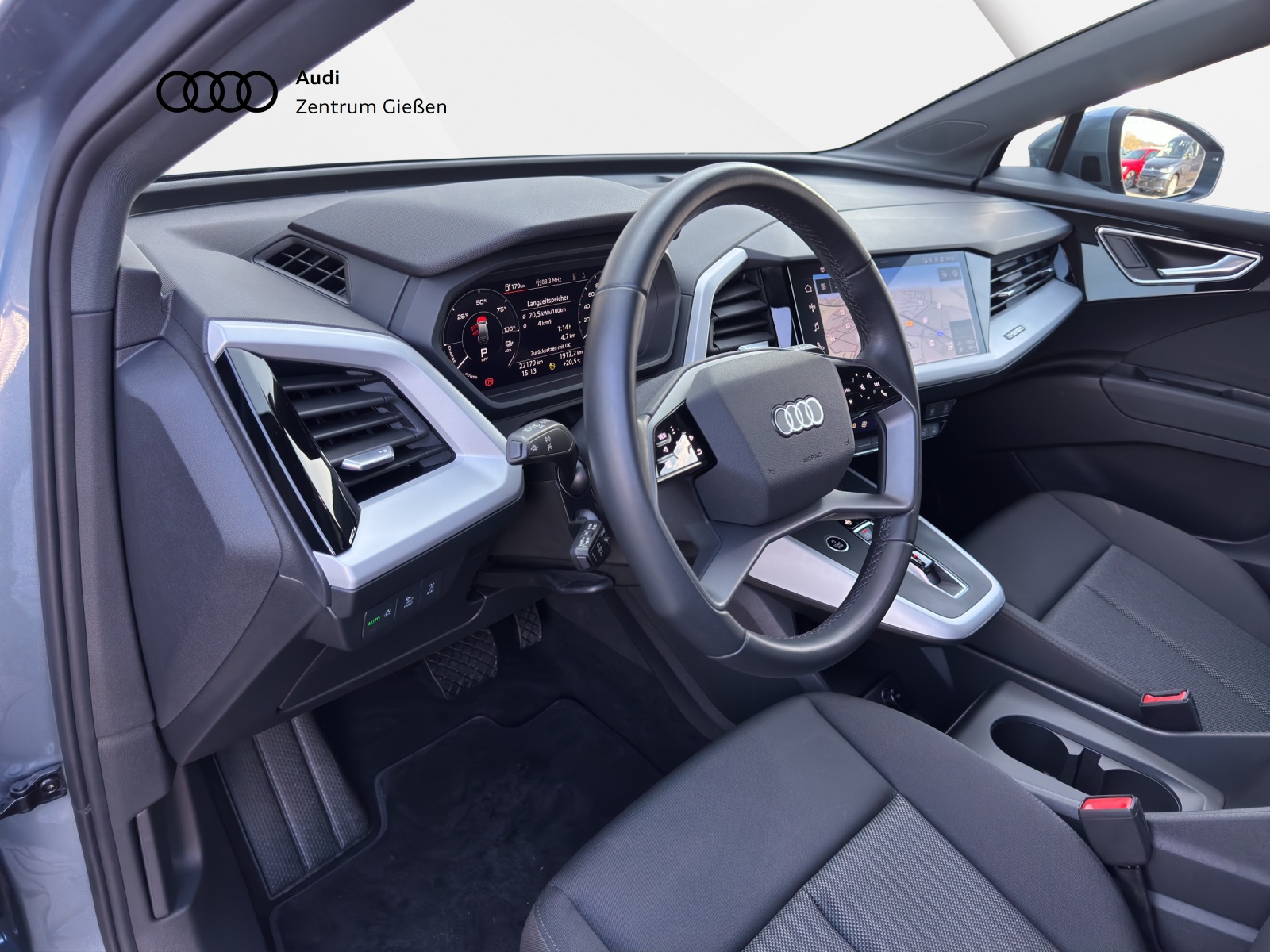Q4 e-tron 40 Black AHK Matrix-LED Assistenzpaket Navi