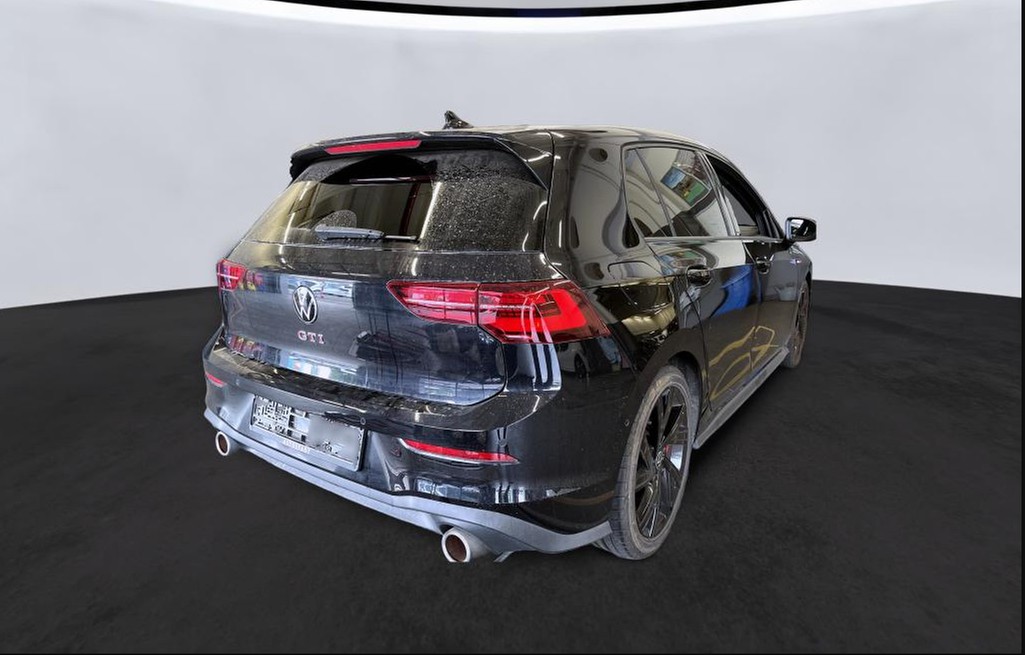 Golf 8 TSI DSG GTI Leder IQ-Light Navi Kamera Harmann