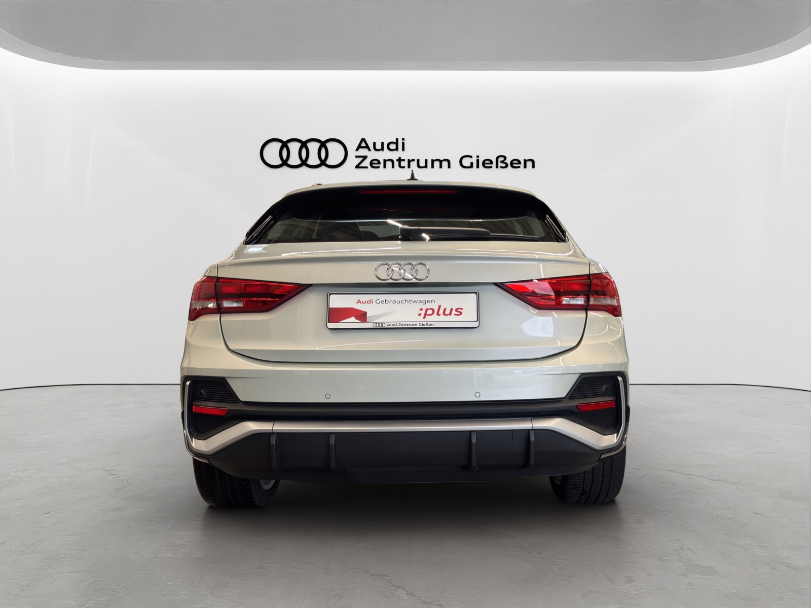 Q3 Sportback 35 TFSI S line Standheizung LED Navi 