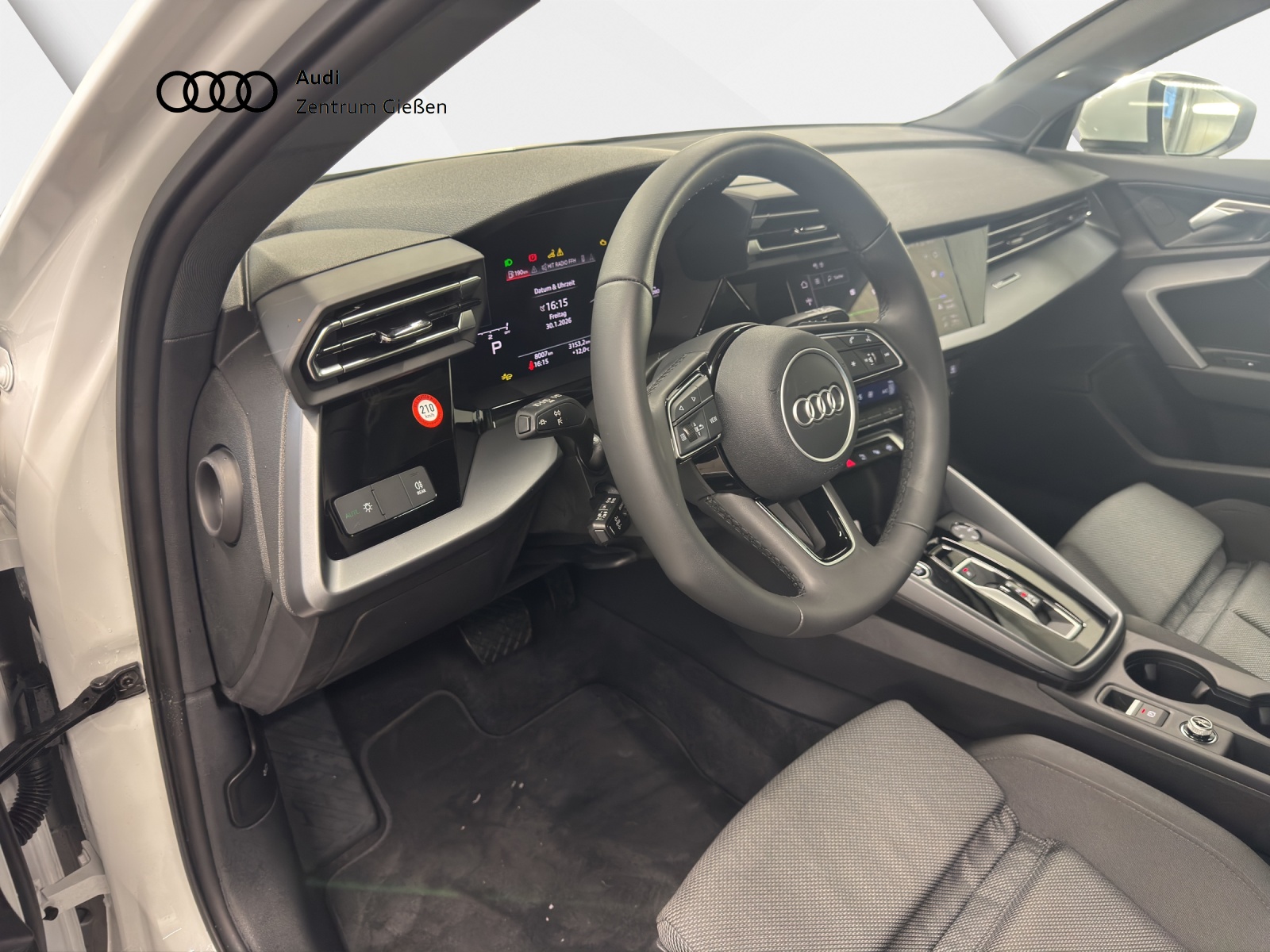 A3 Sportback 30 TFSI advanced Pano Kamera Navi