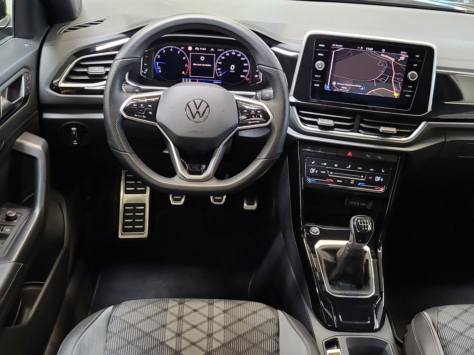 T-Roc TSI R-Line IQ-Light TravelAssist Navi Kamera