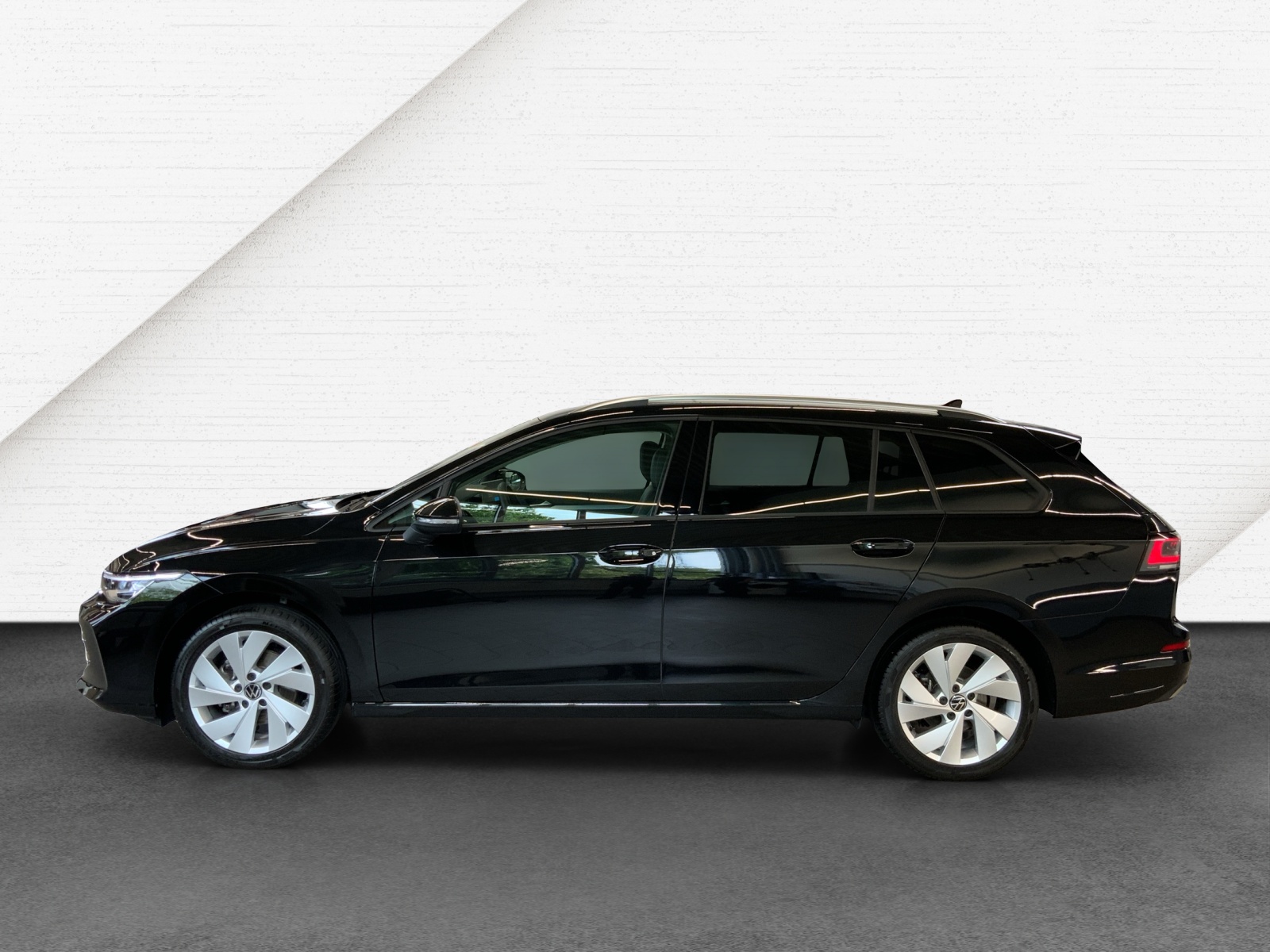 Golf 8 Variant eTSI DSG Goal