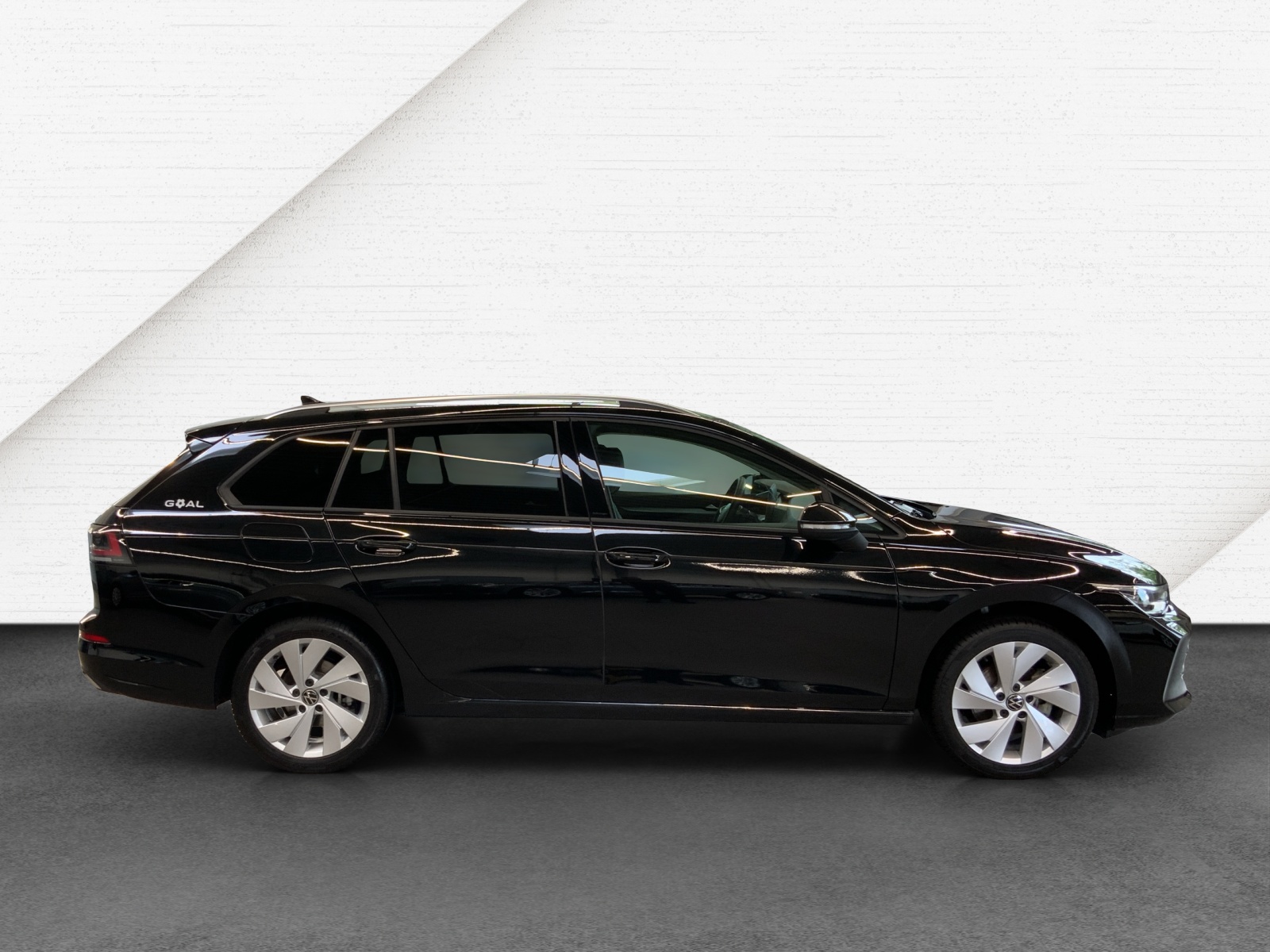 Golf 8 Variant eTSI DSG Goal