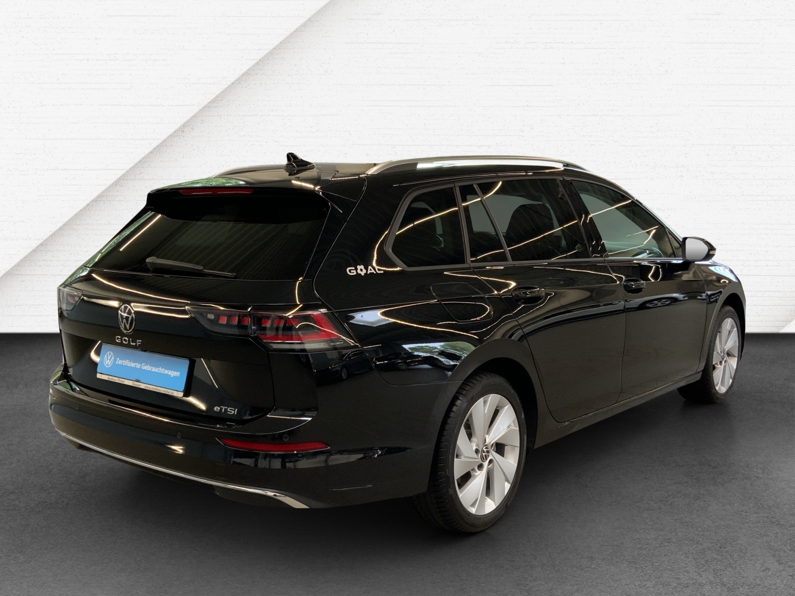 Golf 8 Variant eTSI DSG Goal