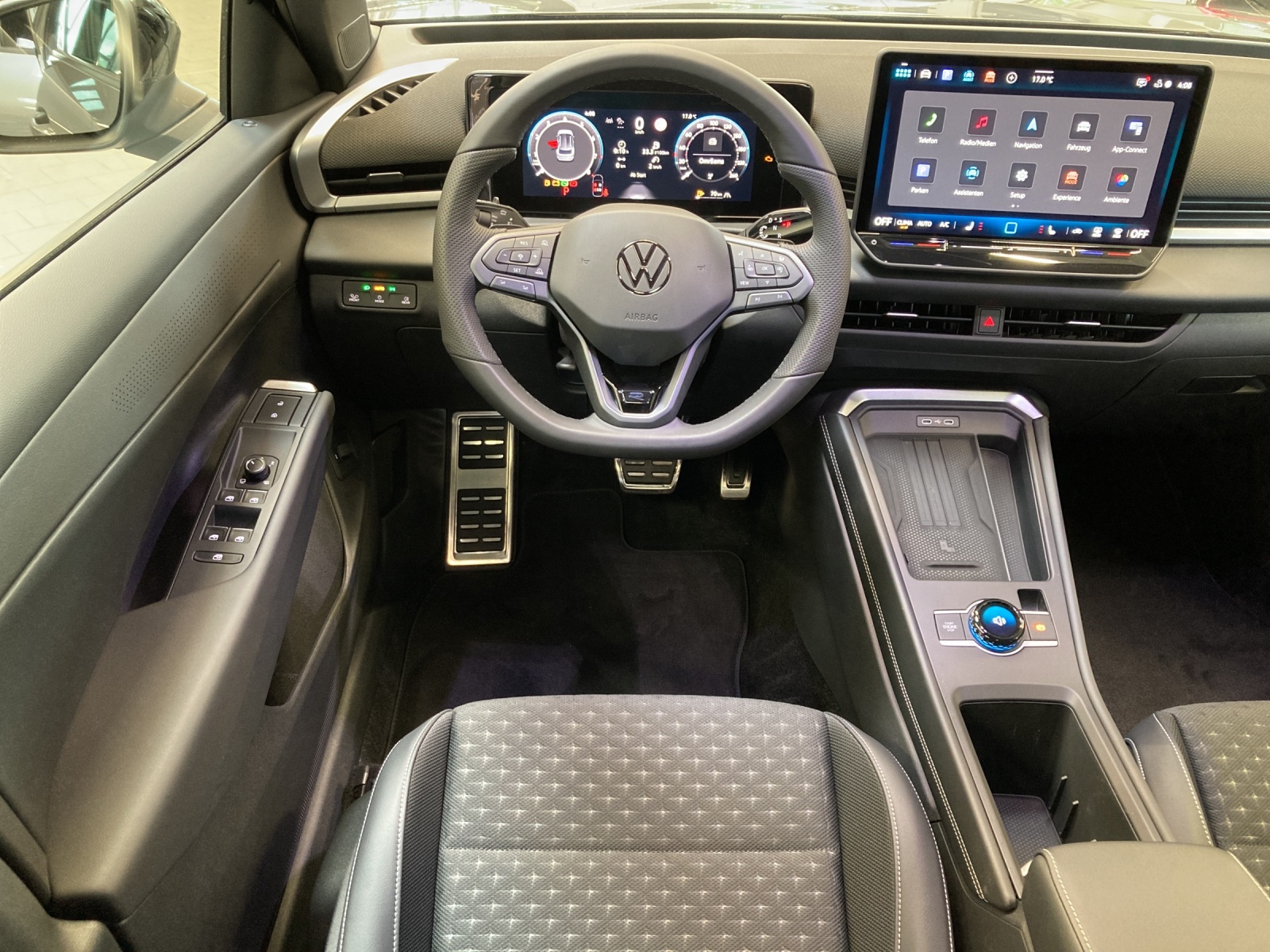 T-Roc eTSI DSG R-Line 