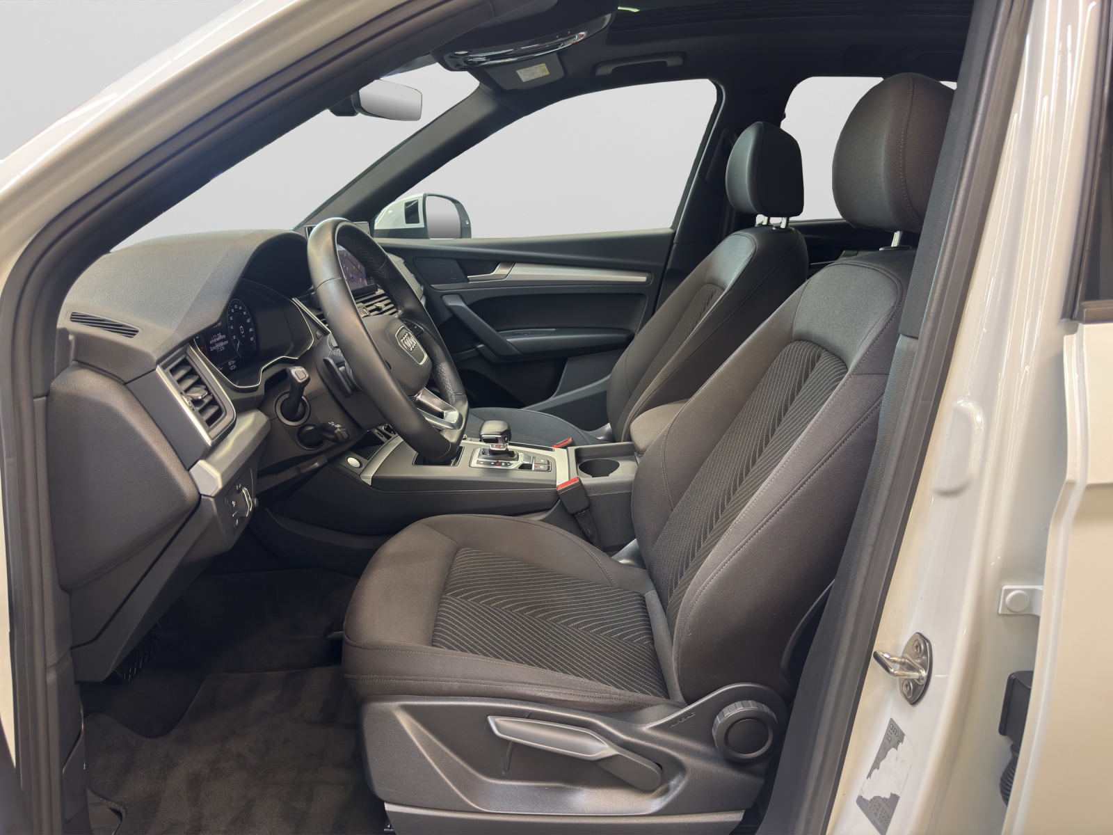 Q5 50 TFSI e quattro Pano Navi Assistenzpaket
