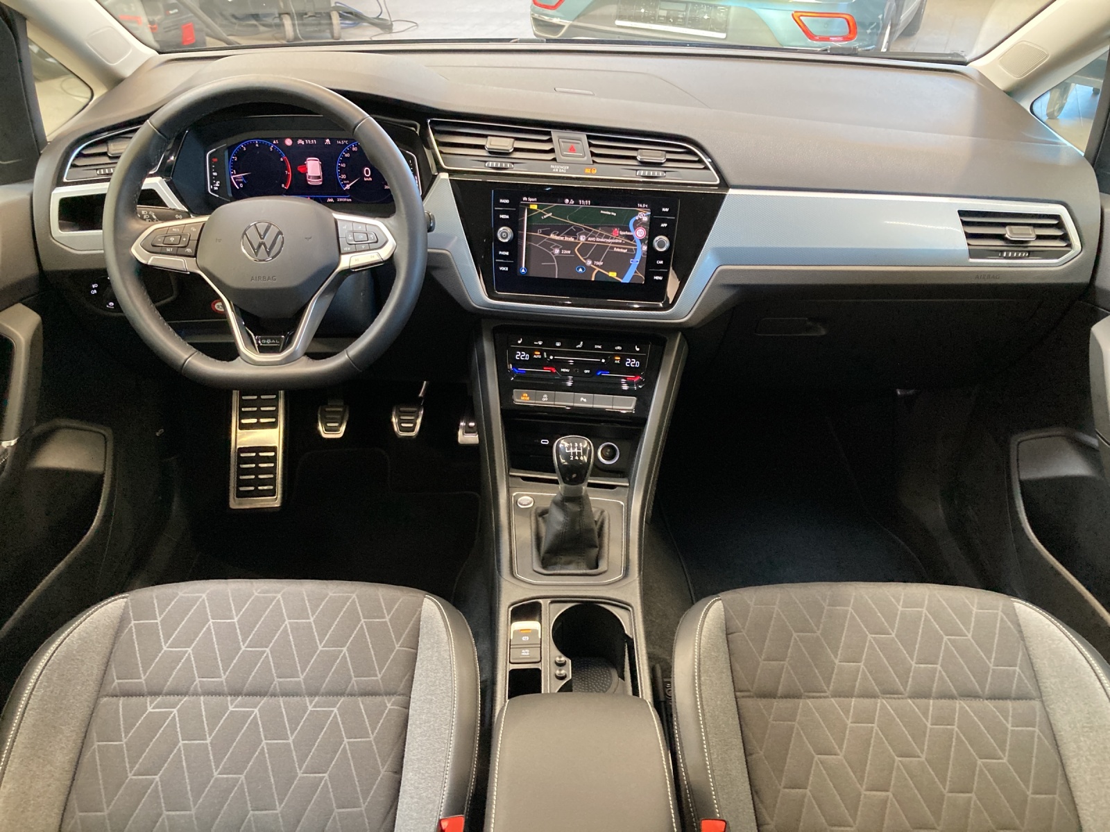 Touran TSI Comfortline IQ-Light TravelAssist Kamera Navi