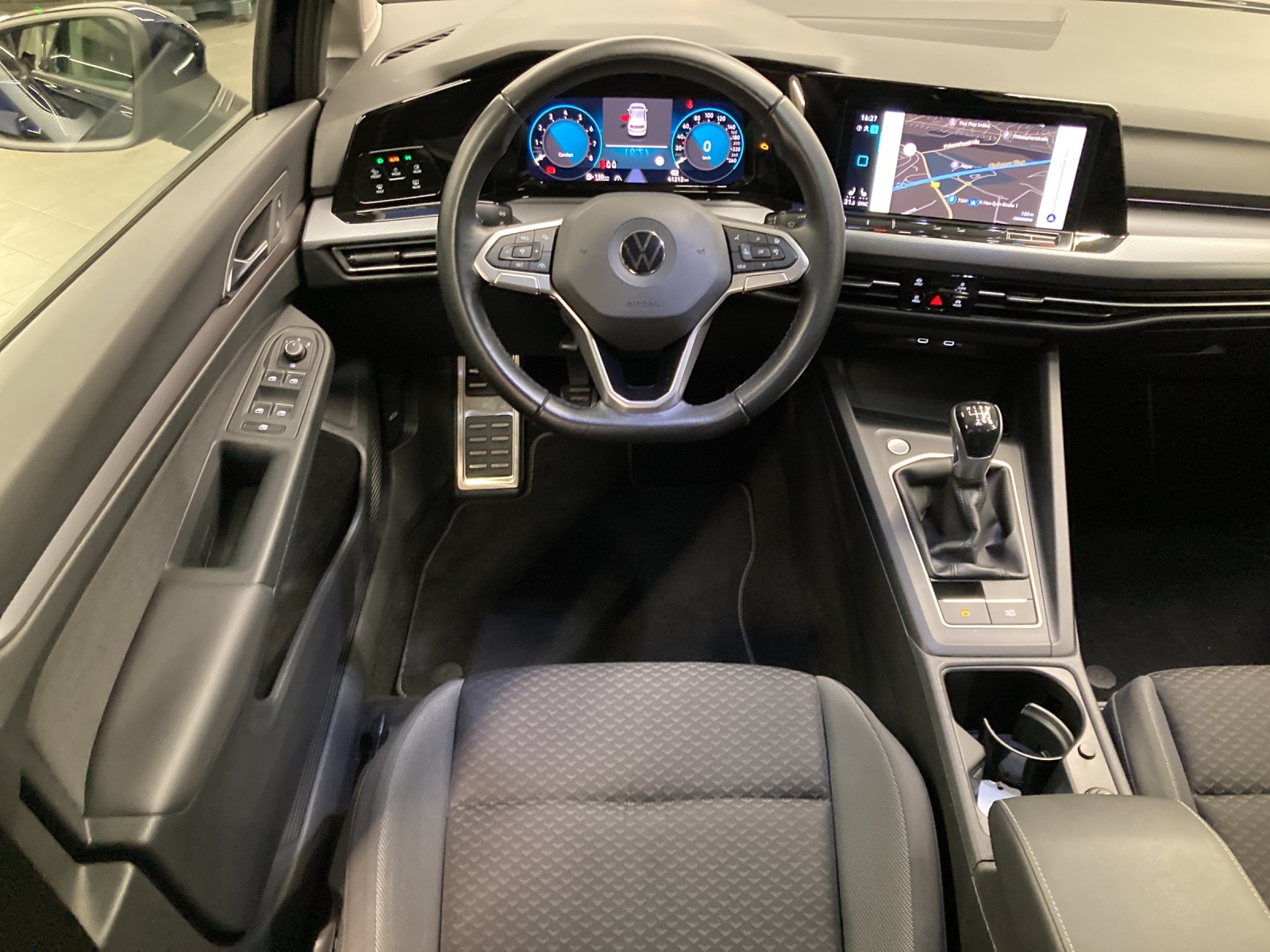 Golf 8 TSI Active Standheiz. HeadUp