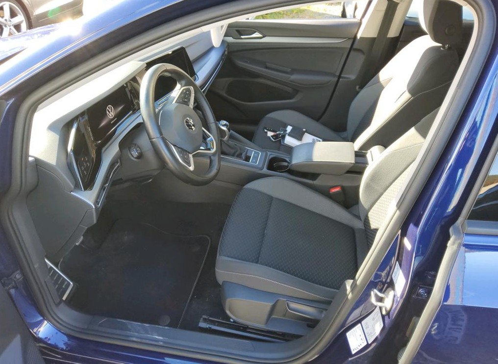 Golf 8 TSI Active Standheiz. HeadUp