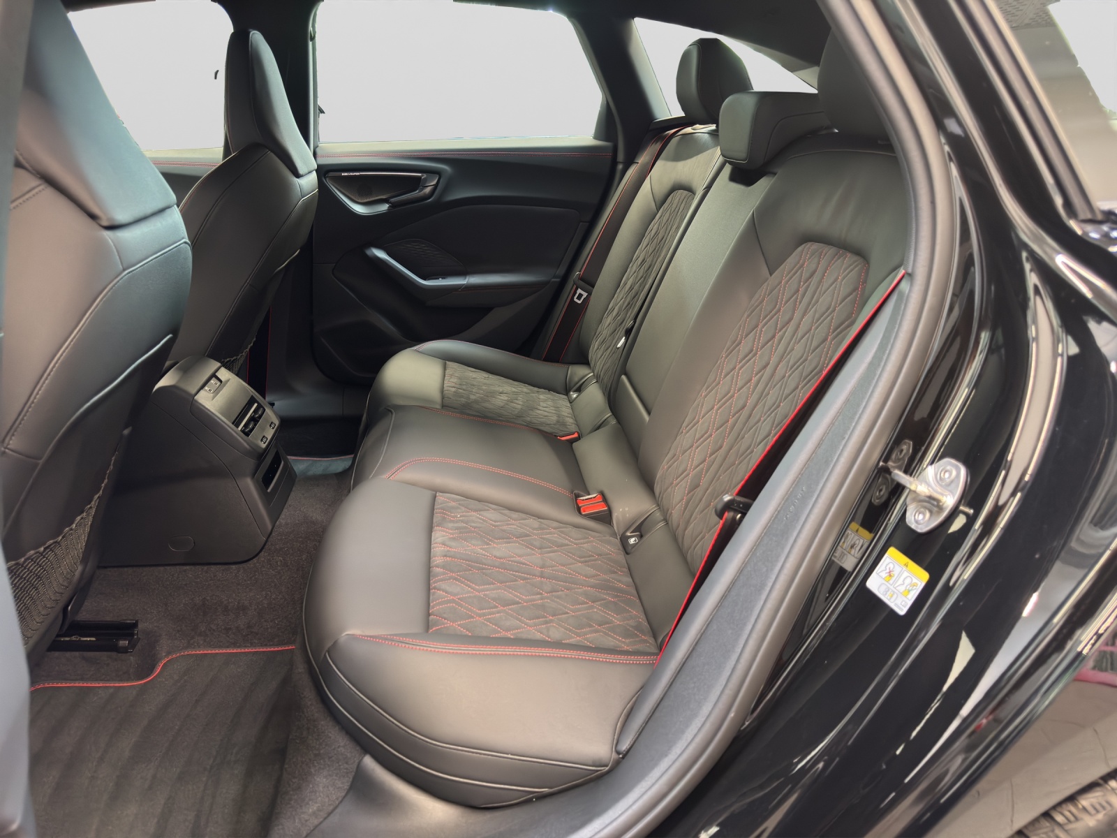 A5 Avant TFSI S line edition one B&O HuD Matrix-LED 360°Kamera