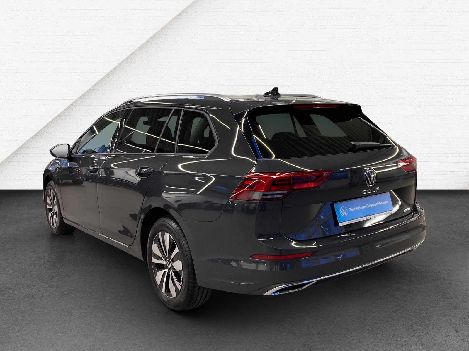 Golf 8 Variant eTSI DSG Move LED ACC Rückkamera