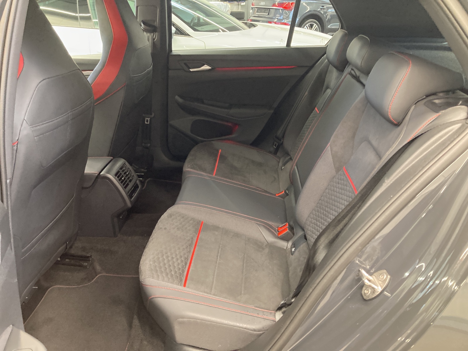 Golf 8 TSI DSG GTI Clubsport IQ-Light Navi