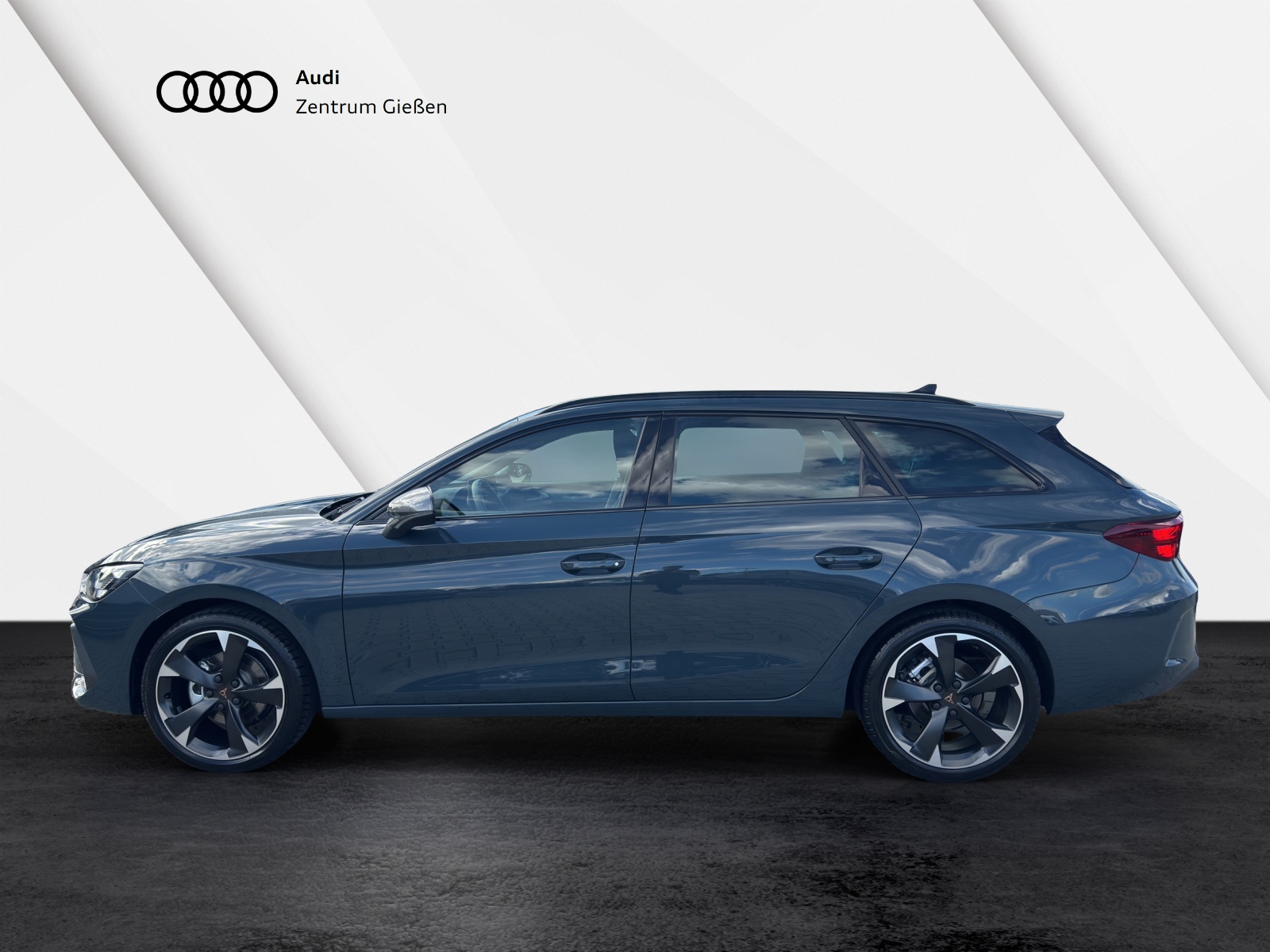 Leon Sportstourer 1.5 eTSI EDGE ACC Rückfahrkamera
