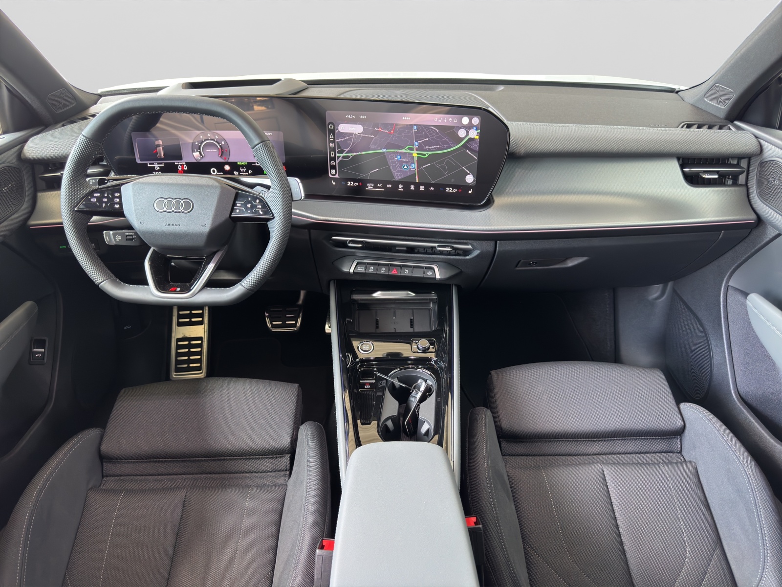Q3 TFSI S-tronic S line Black HuD SONOS Kamera Navi
