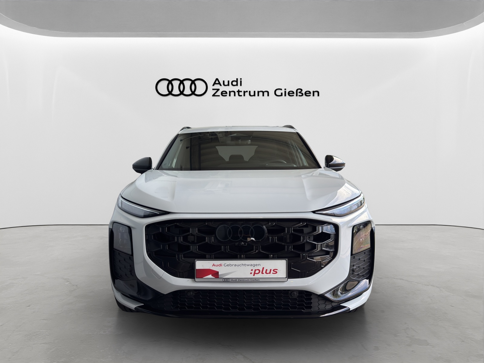 Q3 TFSI S-tronic S line Black HuD SONOS Kamera Navi
