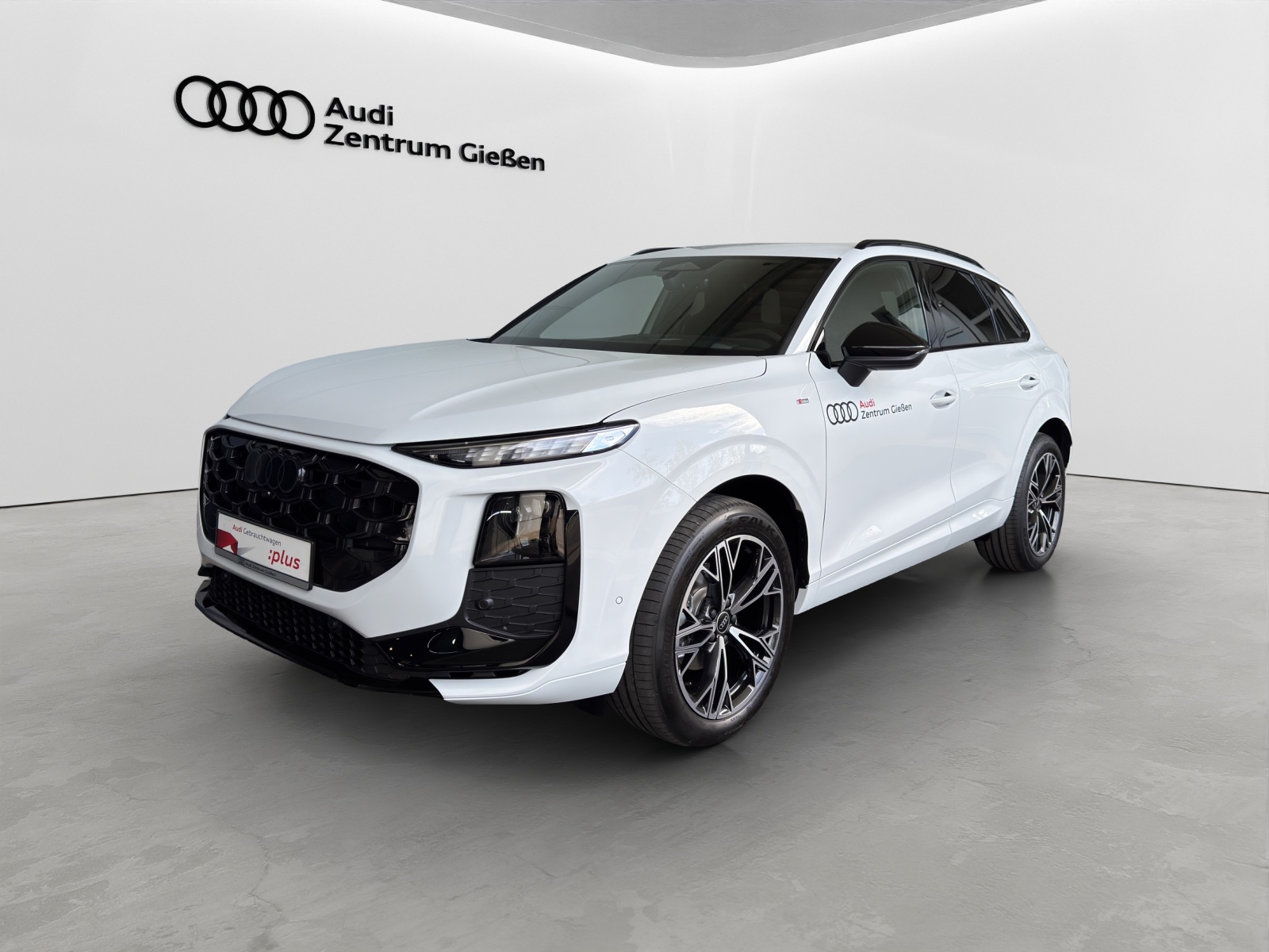 Q3 TFSI S-tronic S line Black HuD SONOS Kamera Navi