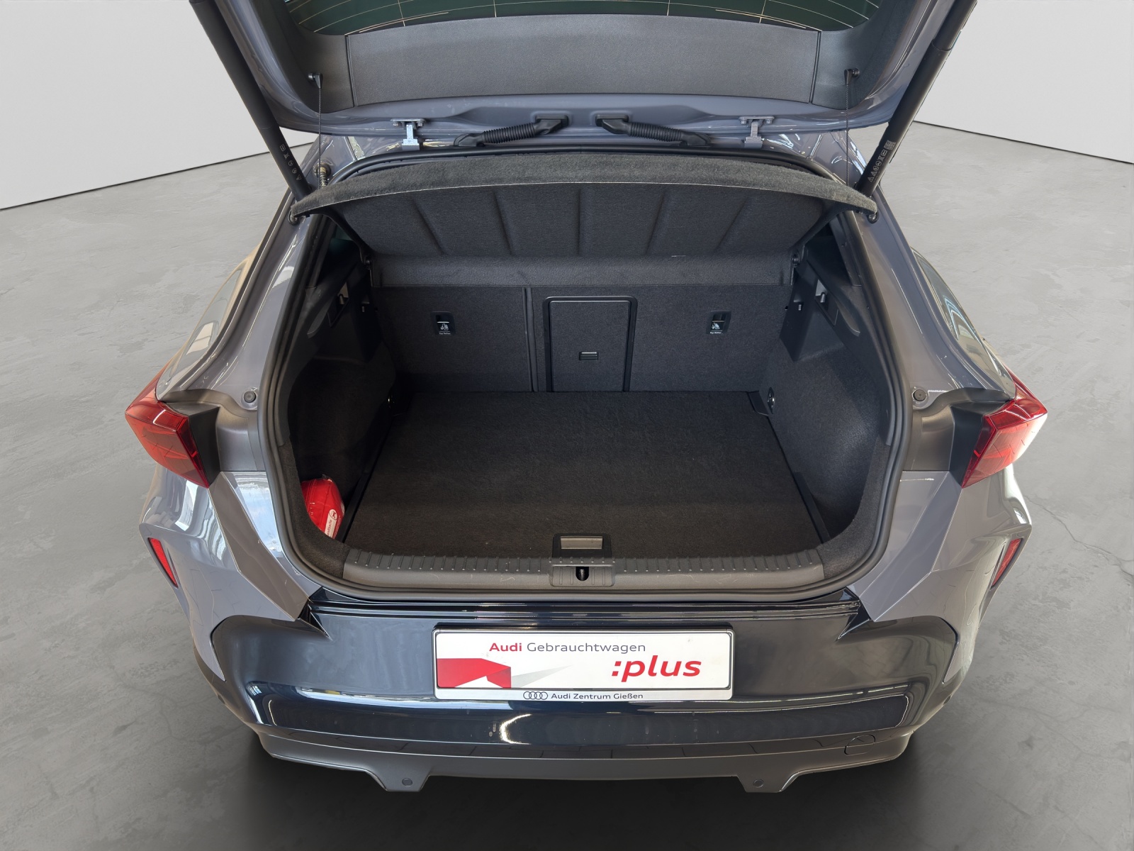 Formentor 1.5 eTSI DSG EDGE ACC LED Navi