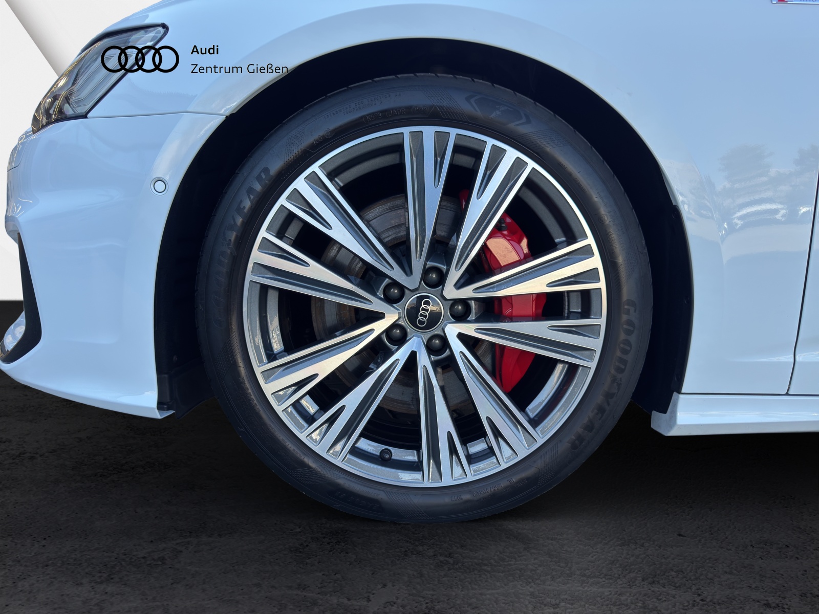 A6 Avant 55 TFSI e quattro S line Black B&O HuD Matrix 360°Kamera