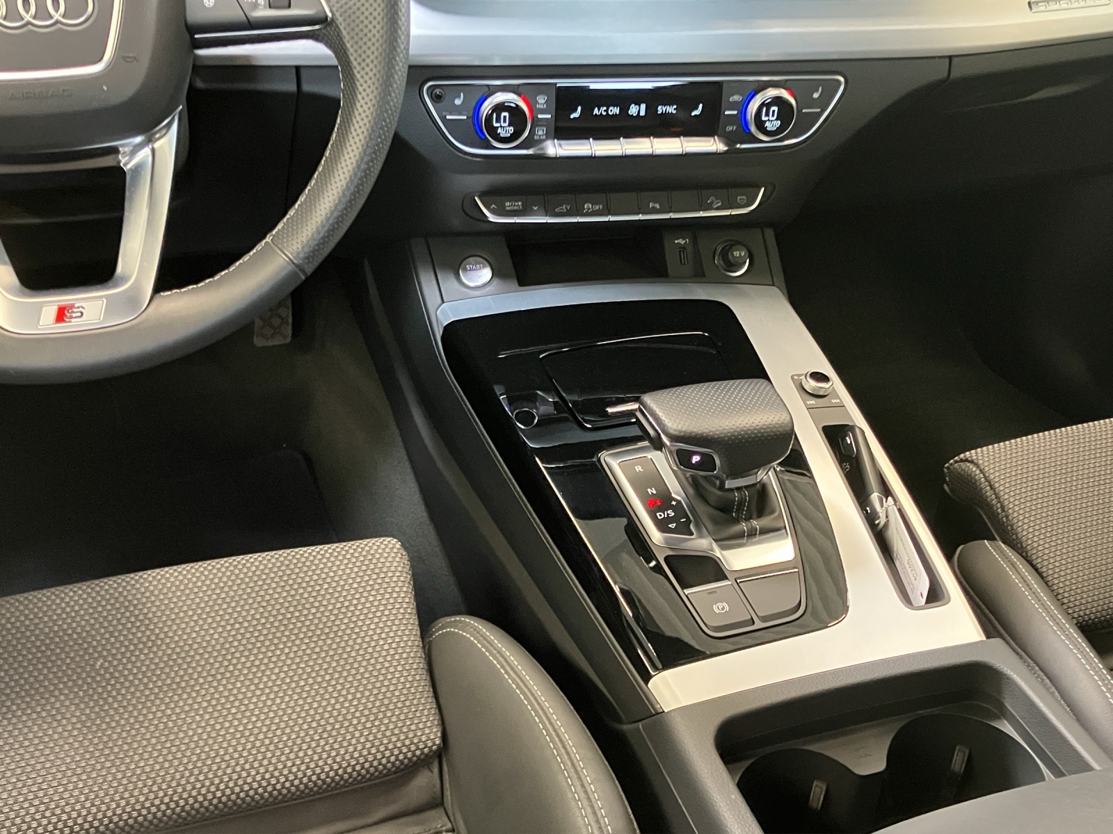 Q5 50 TFSI e quattro S line Matrix-LED Assistenzpaket Tour