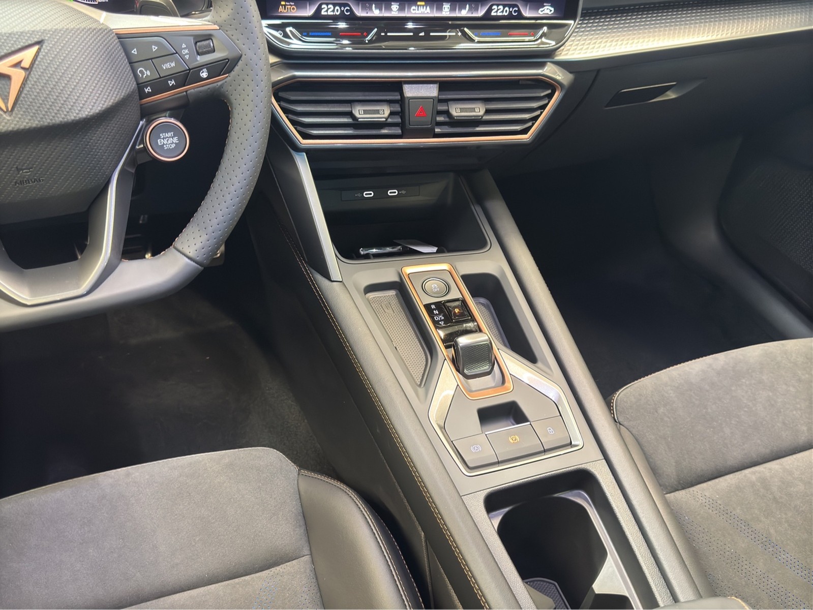 Formentor TSI 4Drive VZ Pano Sennheiser Navi AHK
